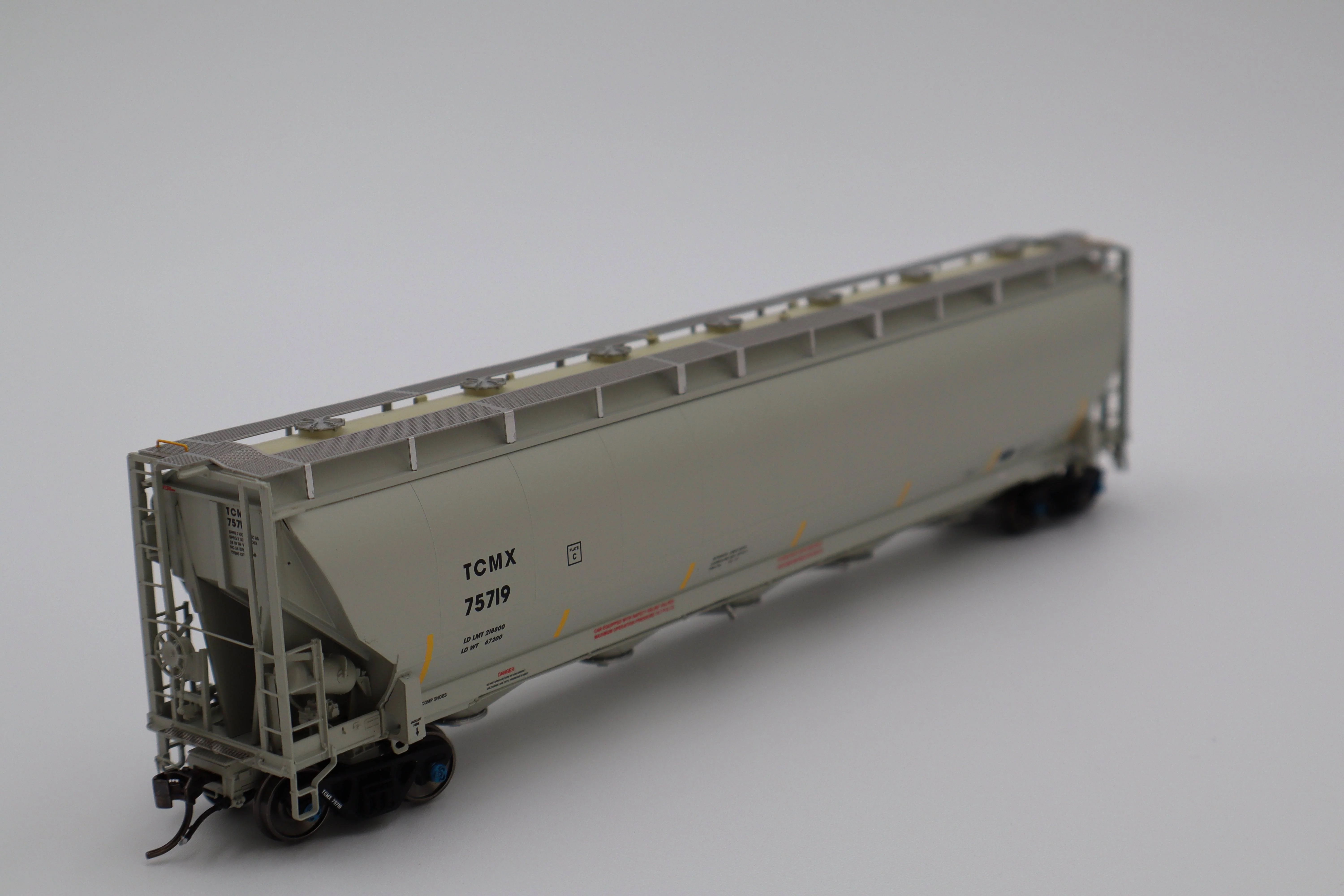 Atlas HO 20007501 - Master Trinity 5660 PD Covered Hopper - 'CIT Group (TCMX)' - #75720 - Image 2