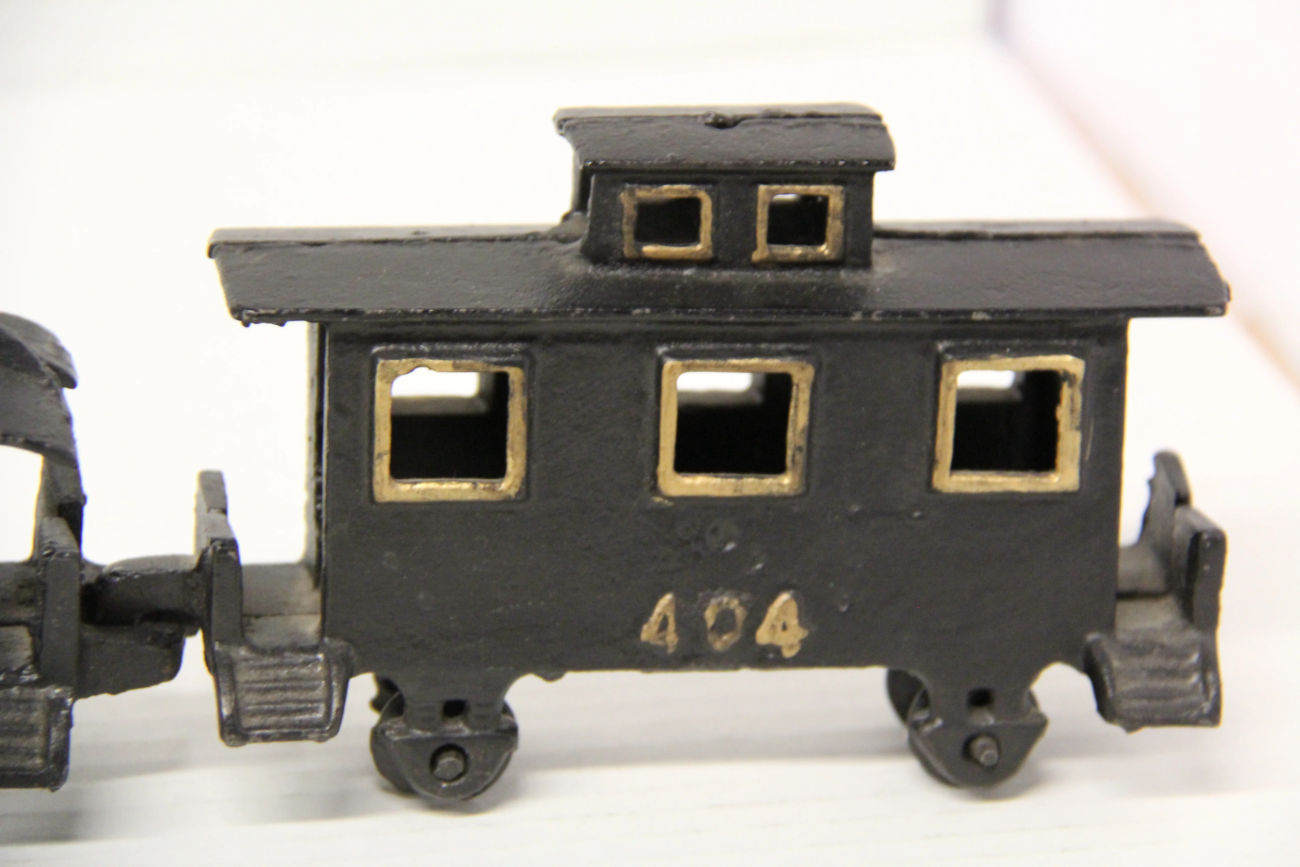 Antique Cast Iron 5 Piece Train Set (Unmarked)-Second hand-M7217 - Image 5