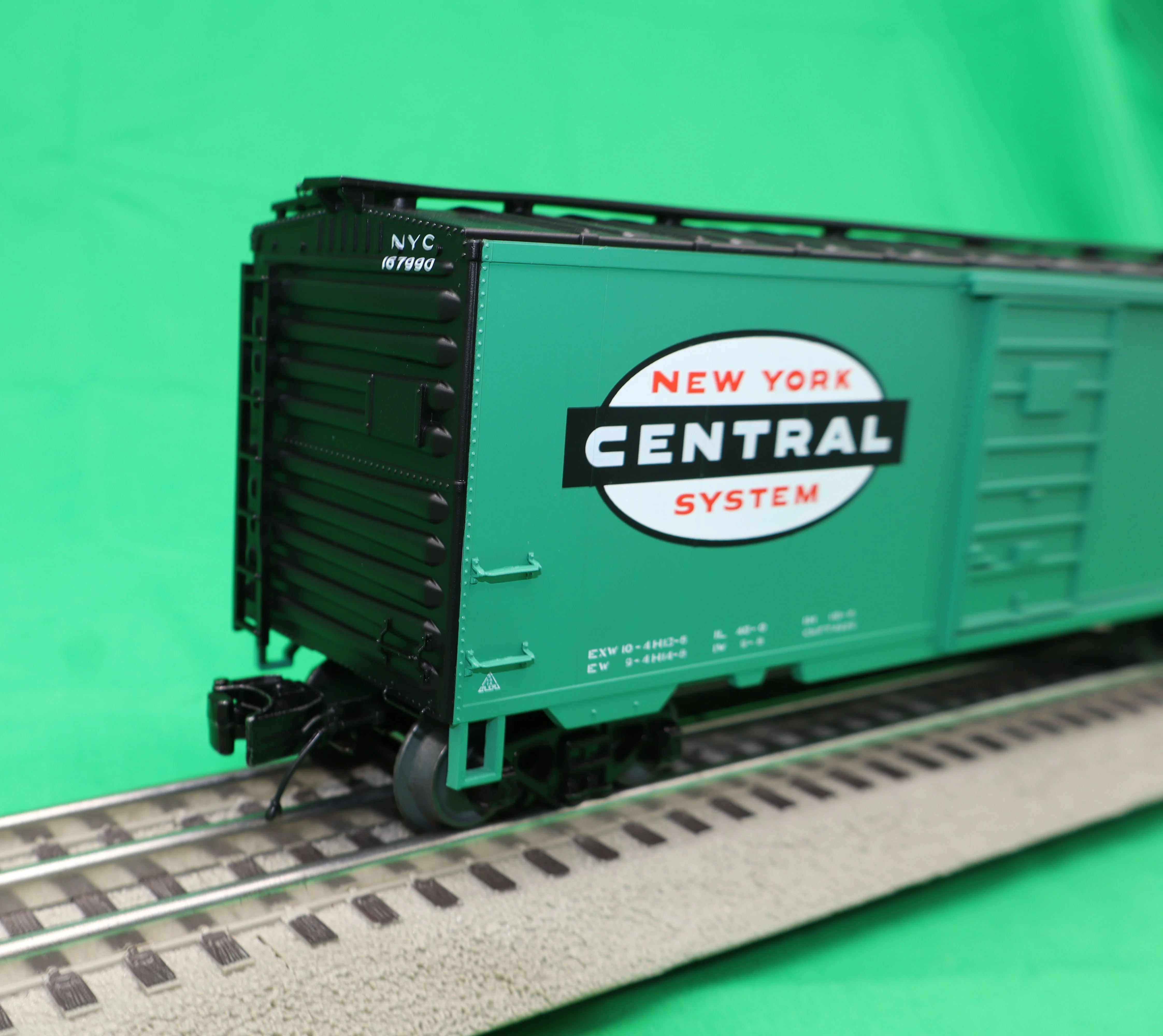 Atlas O 3001898 - Premier - 40' PS-1 Box Car "New York Central" w/ 6' Door - Image 2
