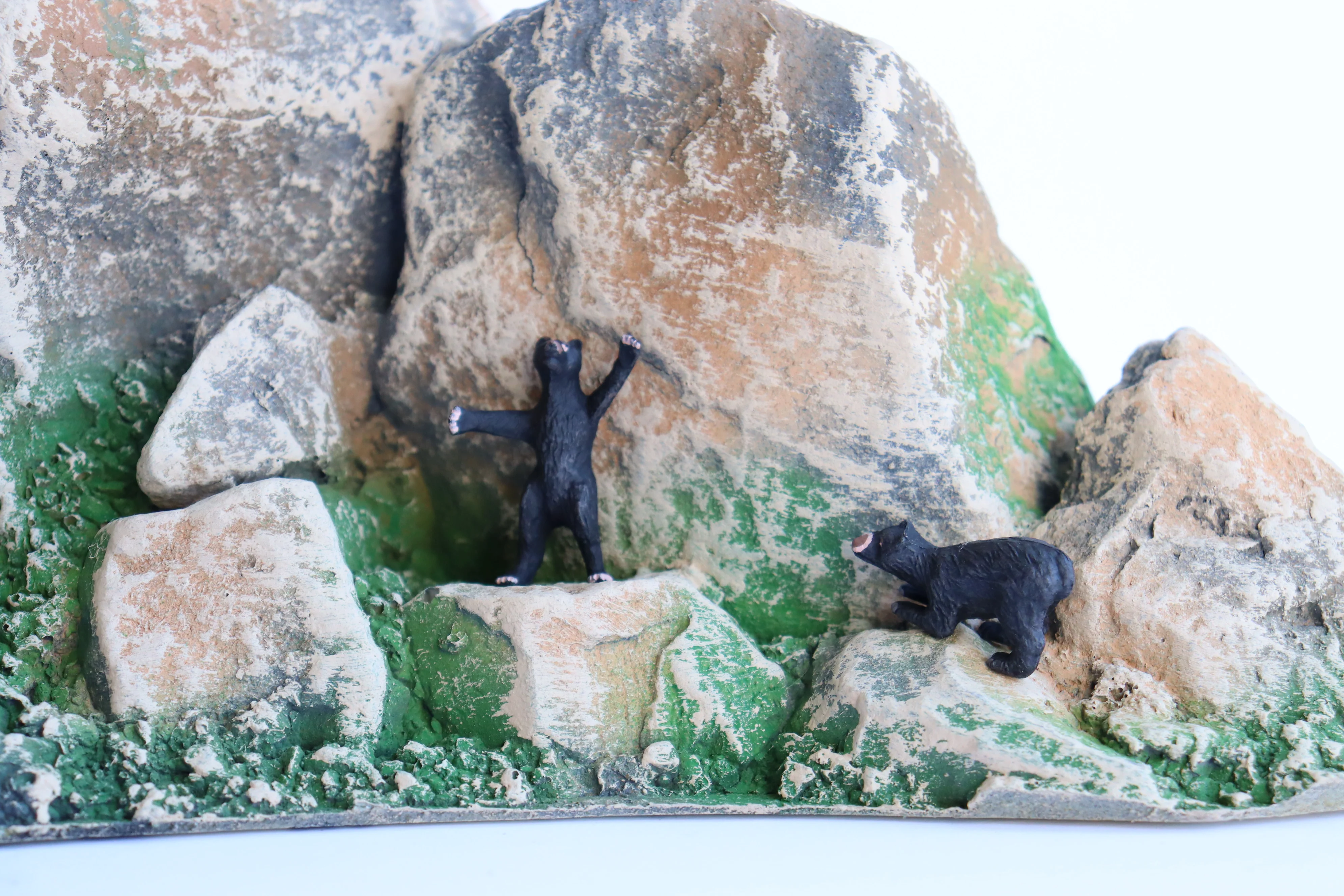 Atherton Scenics 9905-Large Curved Rock Stone Cliff-Second hand-M7358-5 - Image 4