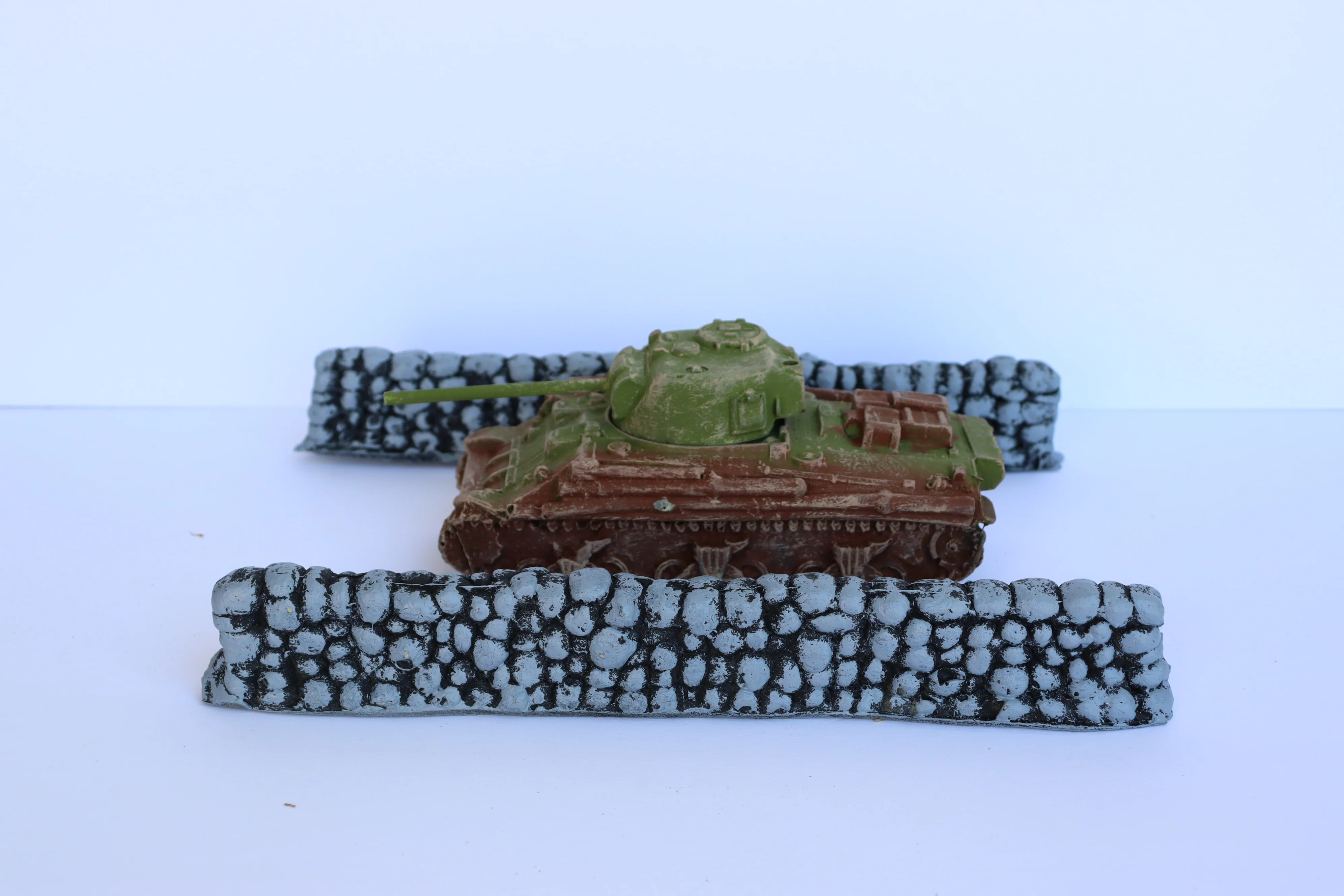 Atherton Scenics 0701 - Civil War - Stone Wall Barricade (2 Pack) - Image 3