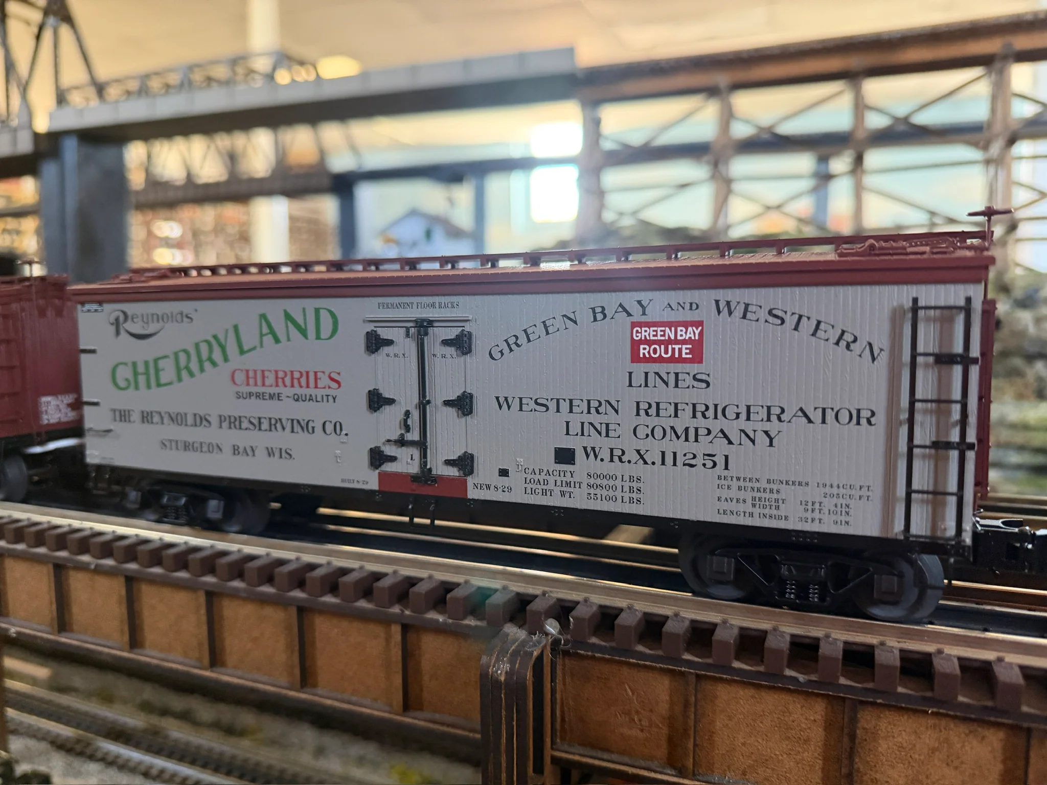 Atlas O 3002647S - Master - 40' Wood Reefer "Cherryland" (Gray) - Custom Run for MrMuffin'sTrains - Image 3