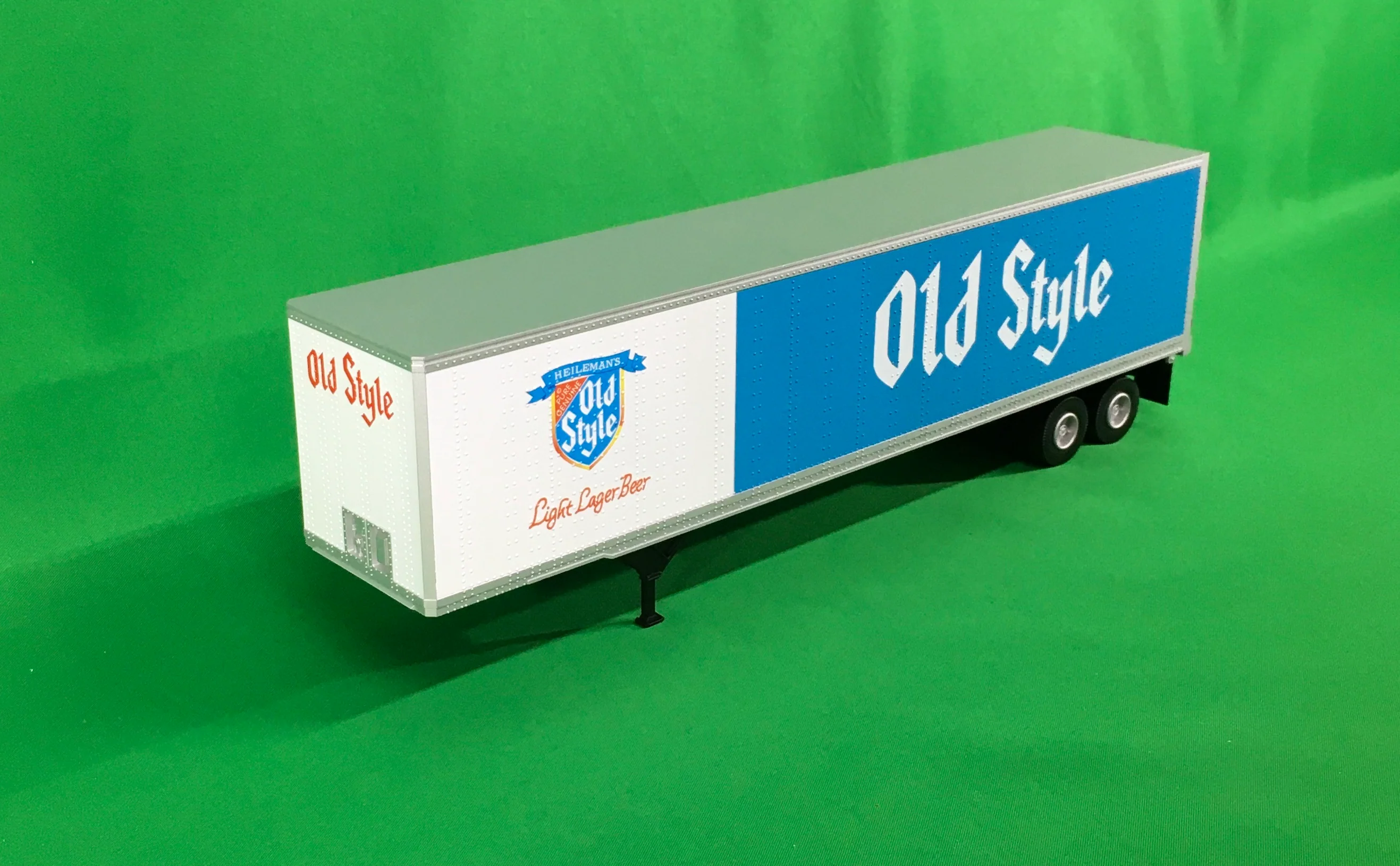 Atlas O 3005312 - Pabst Brewing Company - 45' Trailer "Old Style" - Image 2