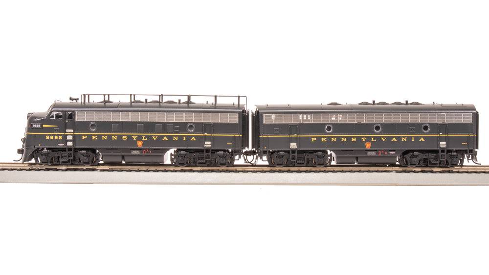 Broadway Limited Imports HO 8195 - EMD F7A/B Diesel Locomotive Set "Pennsylvania" #9692A/9555B (A/B Set) - Image 4