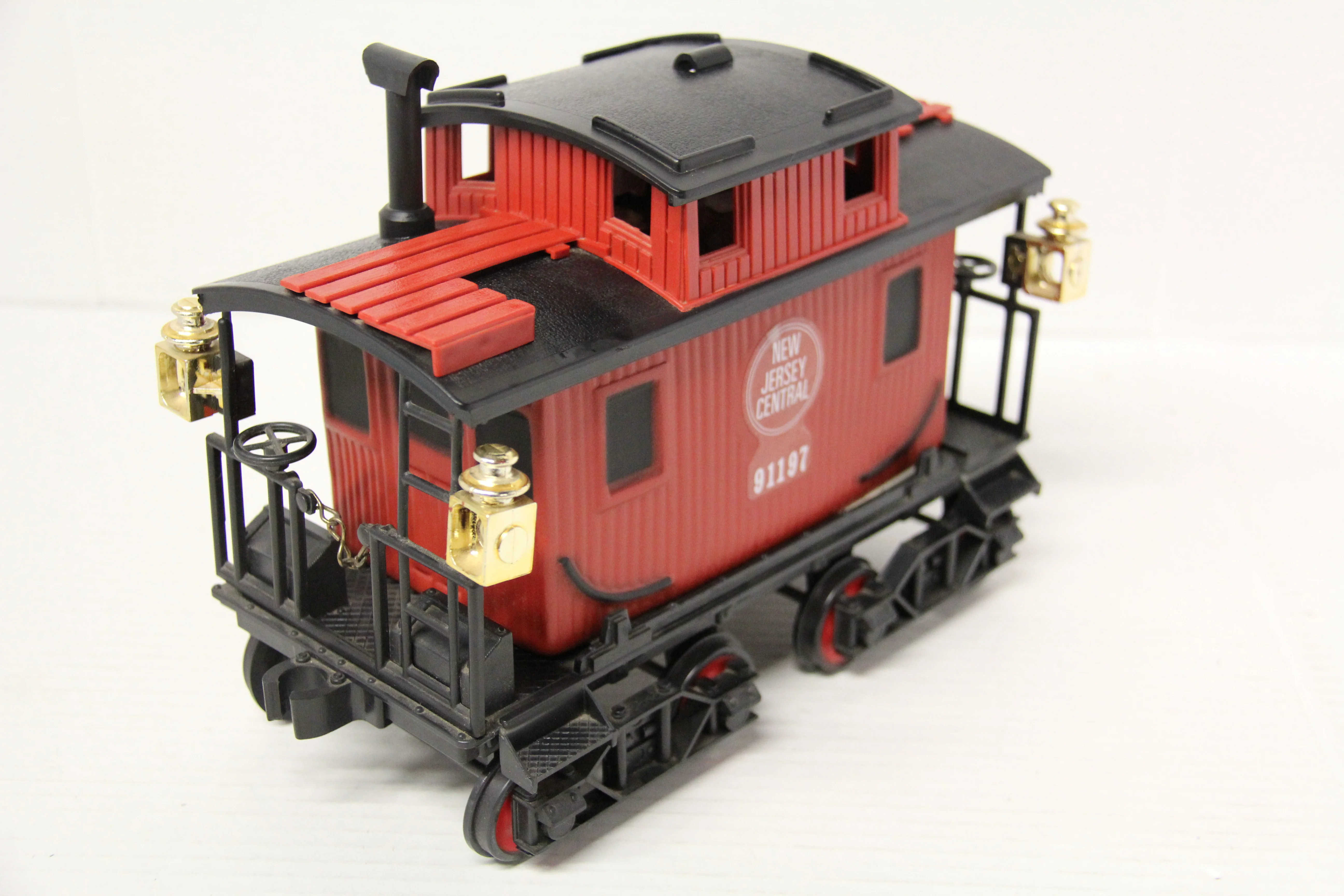 JIM BEAM Central Railroad of New Jersey #91197 Caboose Decanter-Second hand-M7230 - Image 2