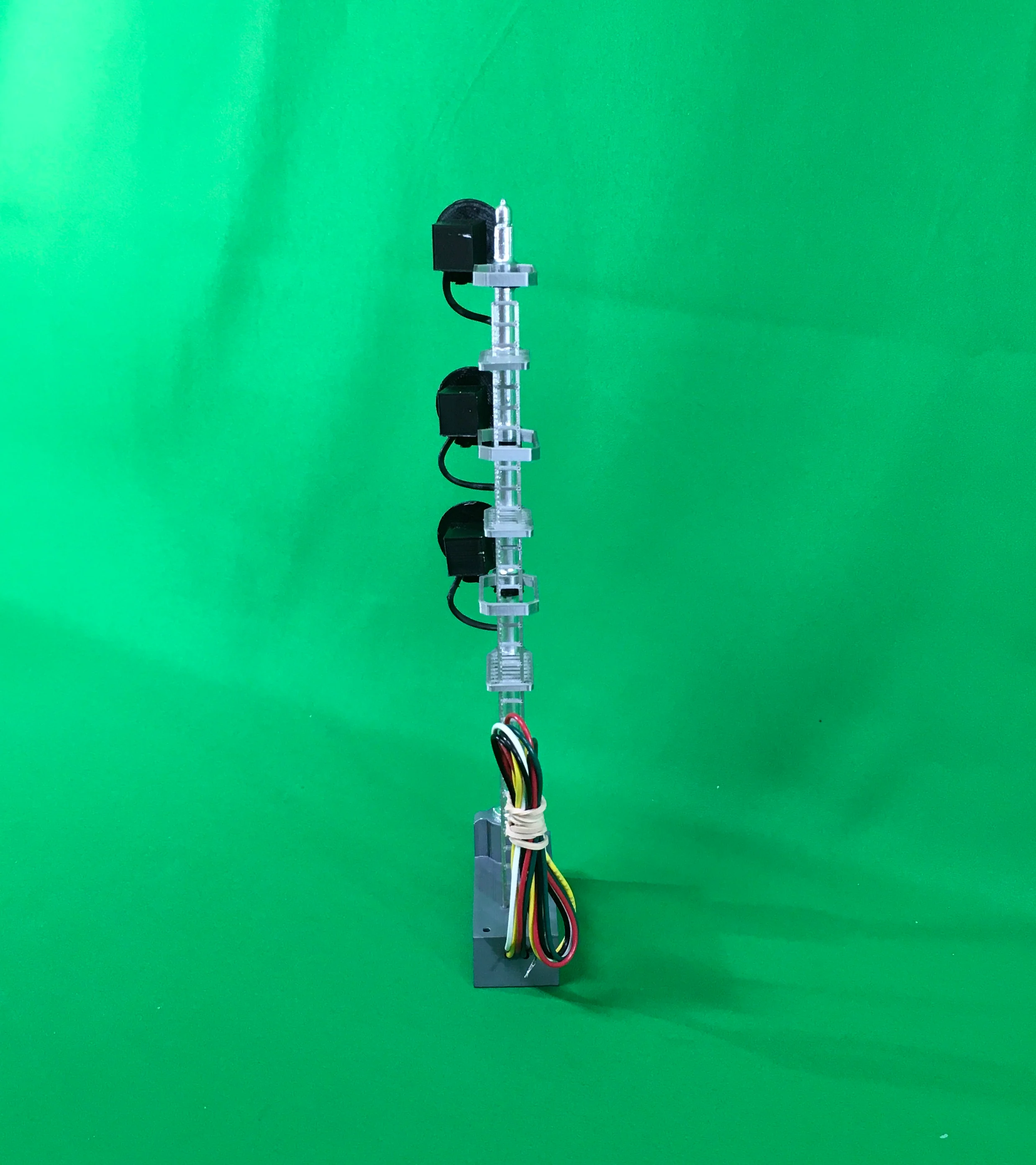 K & R Custom Models #103 - Tri-Head Search Light Signal - Image 4