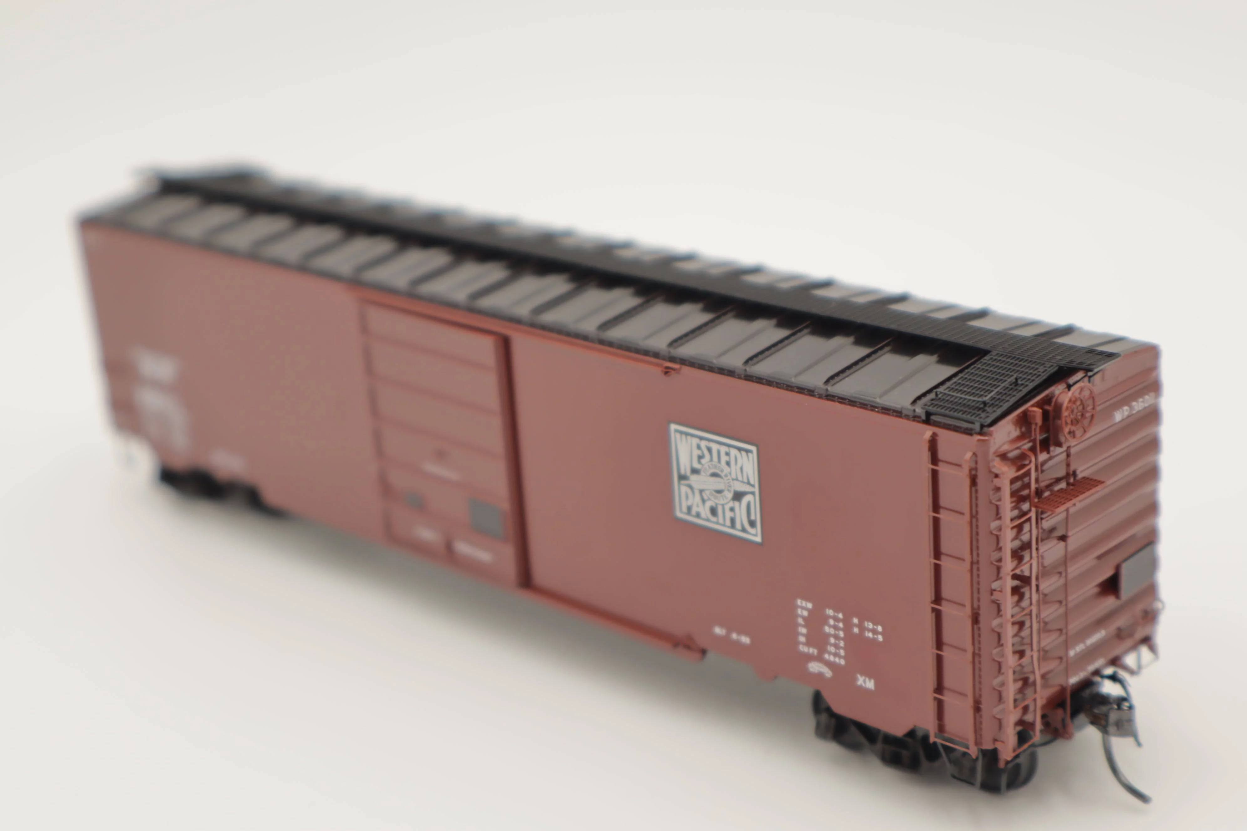 Kadee HO 6419 - 50' PS-1 Box Car "Western Pacific" #36011 - Image 3