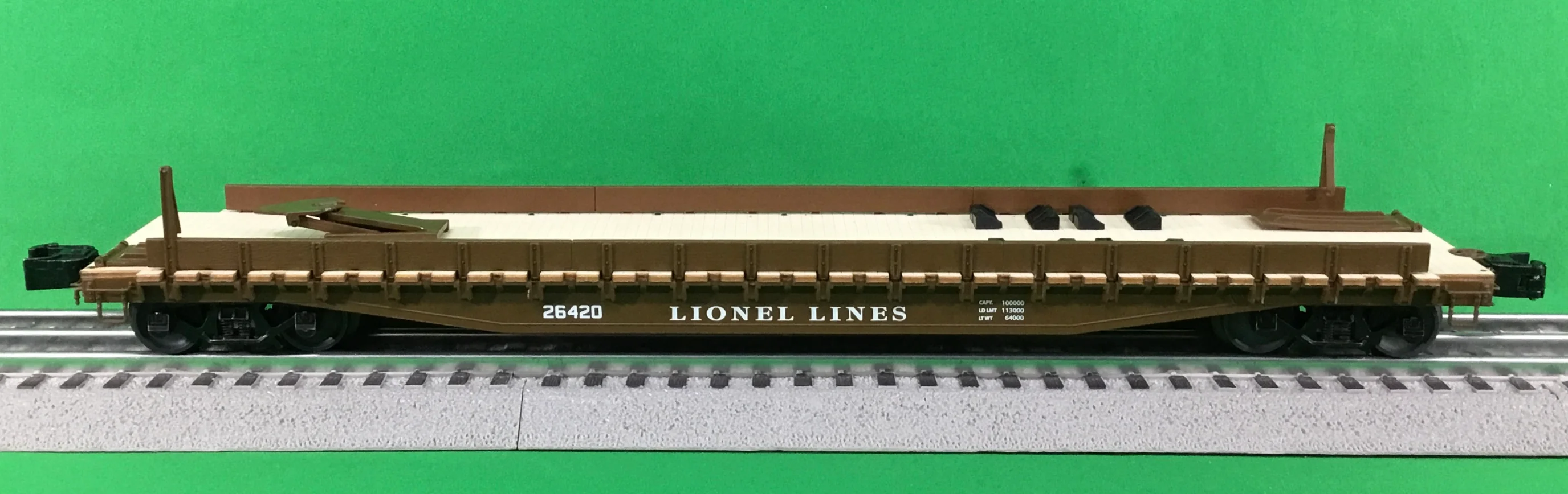 Lionel 2326420 - 50' Flatcar "Lionel Lines" w/ Lionel Play World Trailer - Image 5