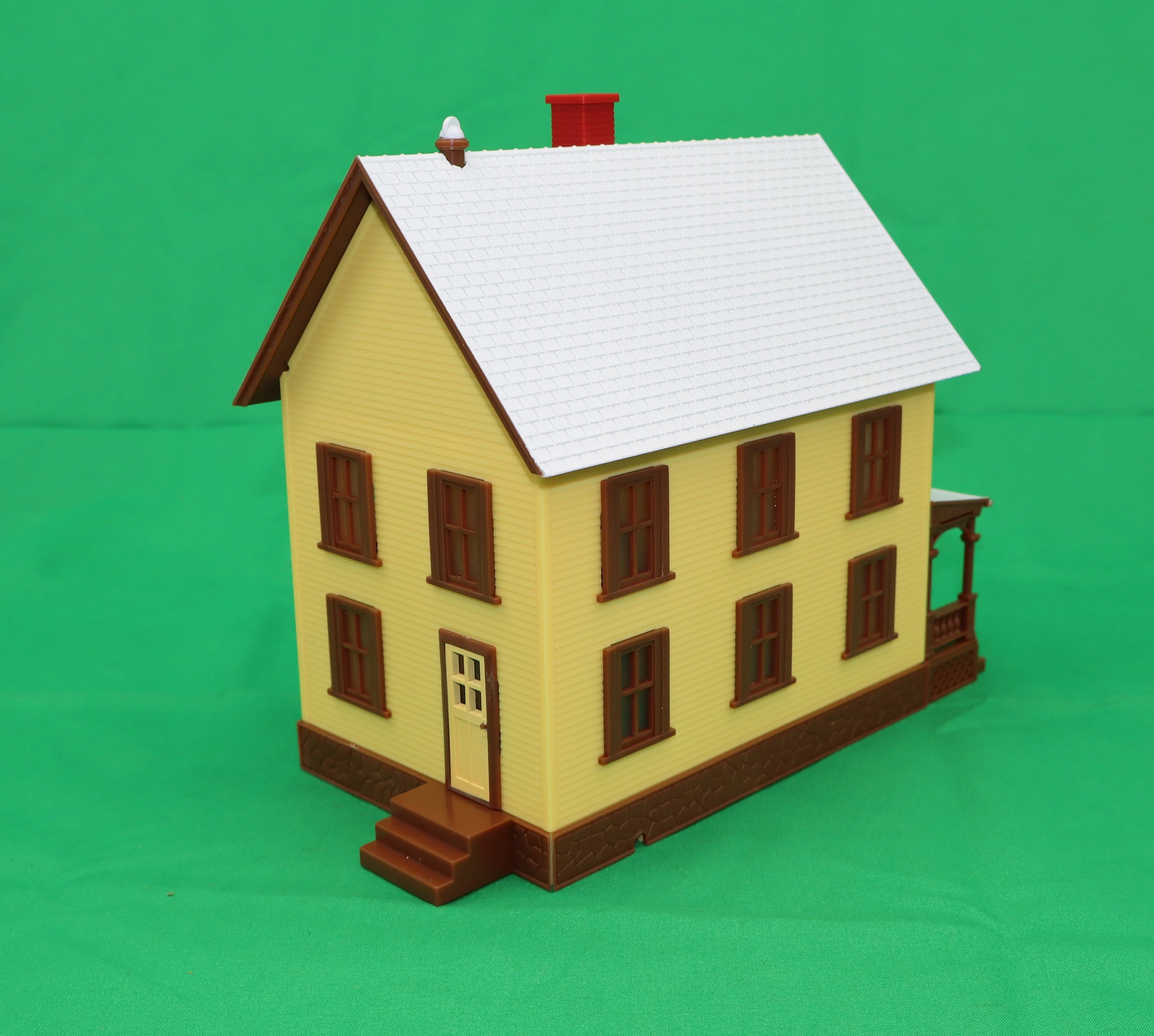 Lionel 2429090 - The Polar Express - Billy's House - Image 3