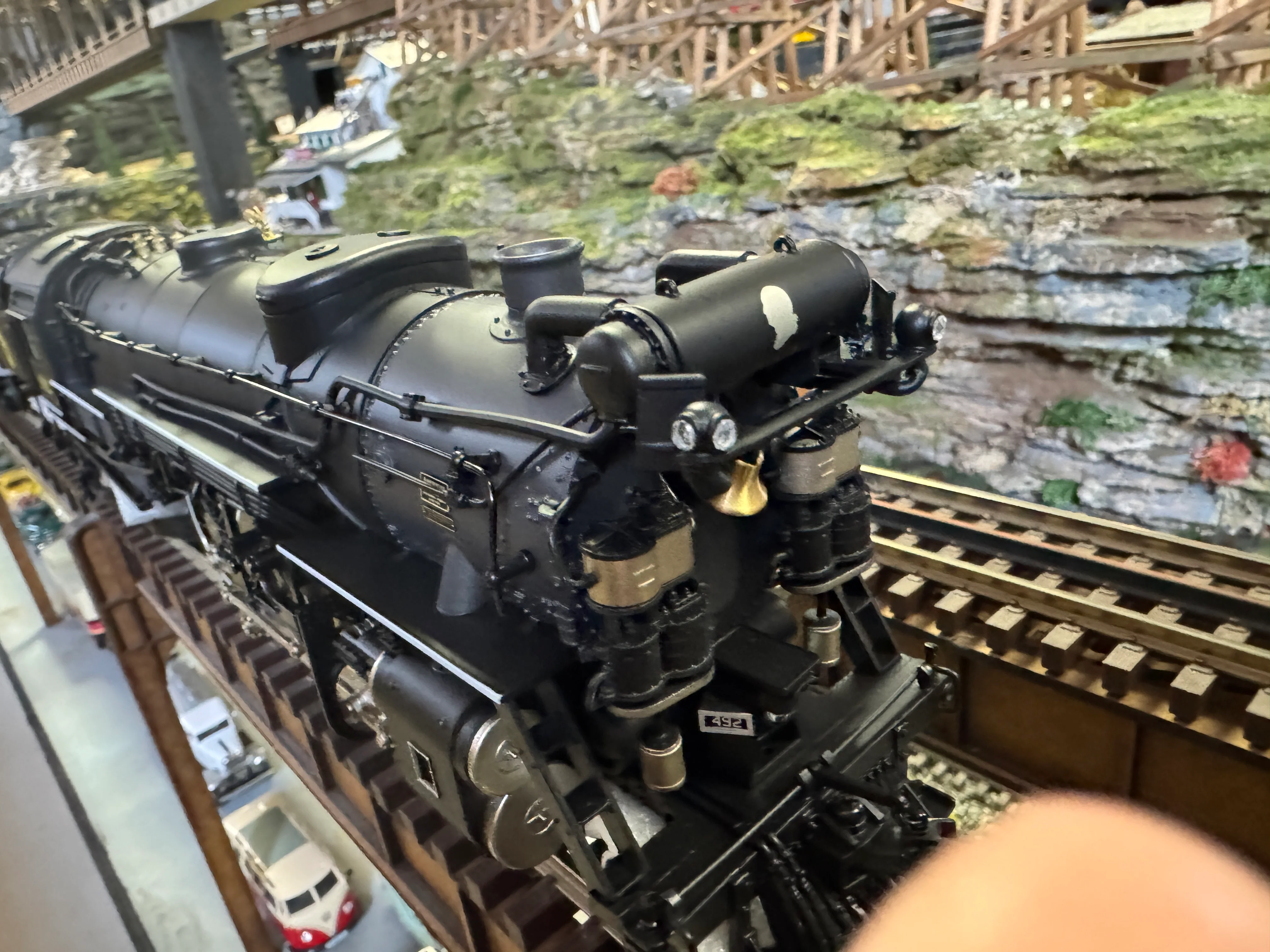 Lionel 2431160 - Legacy F19 Pacific Steam Engine "Chesapeake & Ohio" #492 (George Washington) - Image 3