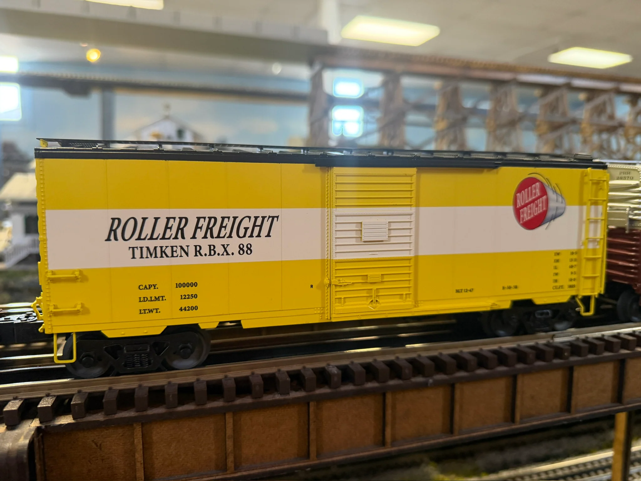 Lionel 2522010 - Vision Line - GG1 Freight Set "Pennsylvania" #4828 - Image 9