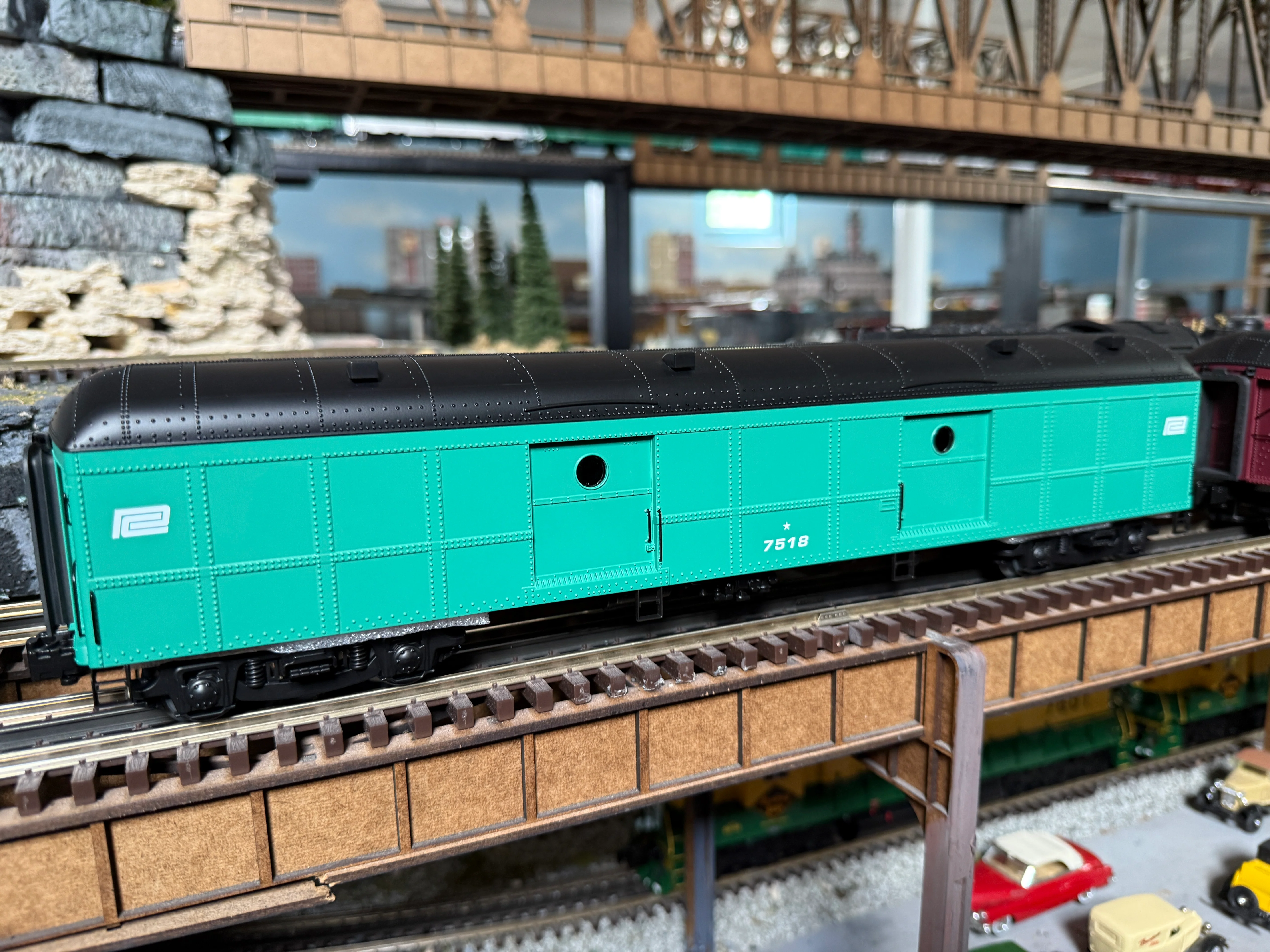 Lionel 2527250 - B60 Baggage Car "Penn Central" #7518 - Image 3
