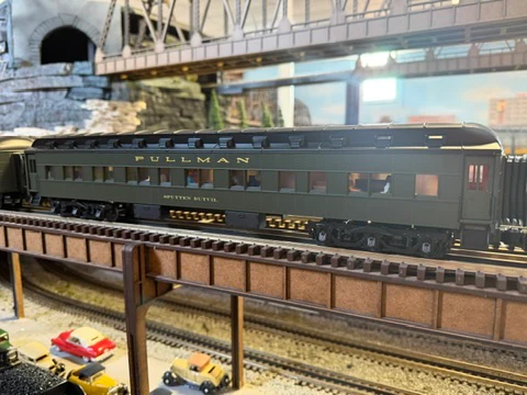 Lionel 2527600 - 20th Century 18" Passenger Car "Pullman" (2-Car) Set #2 - Image 6