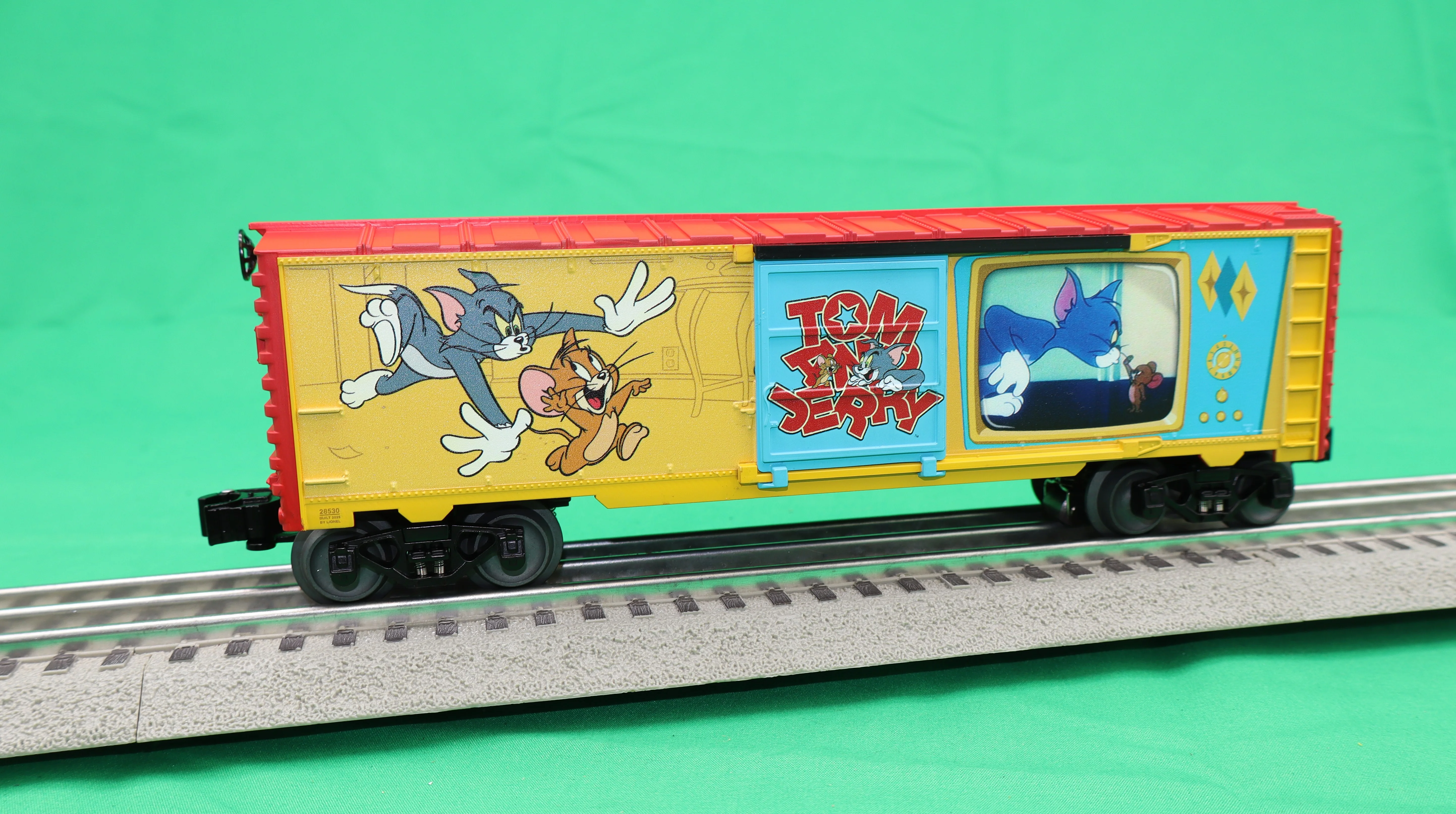Lionel 2528530 - Illuminated Cartoon Boxcar "Tom & Jerry" - Image 3
