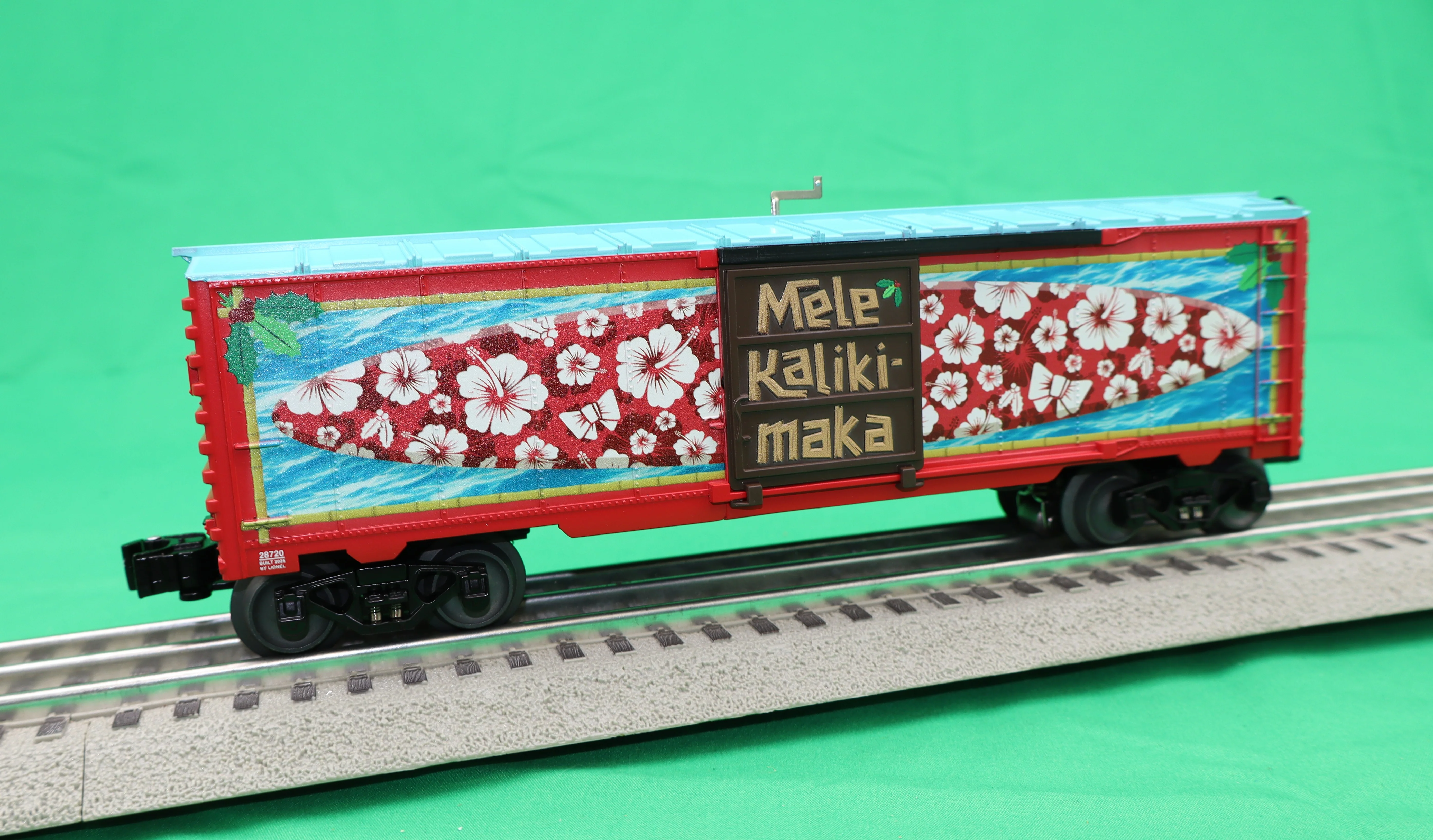 Lionel 2528720 - Walking Brakeman Boxcar "Surfing Santa"