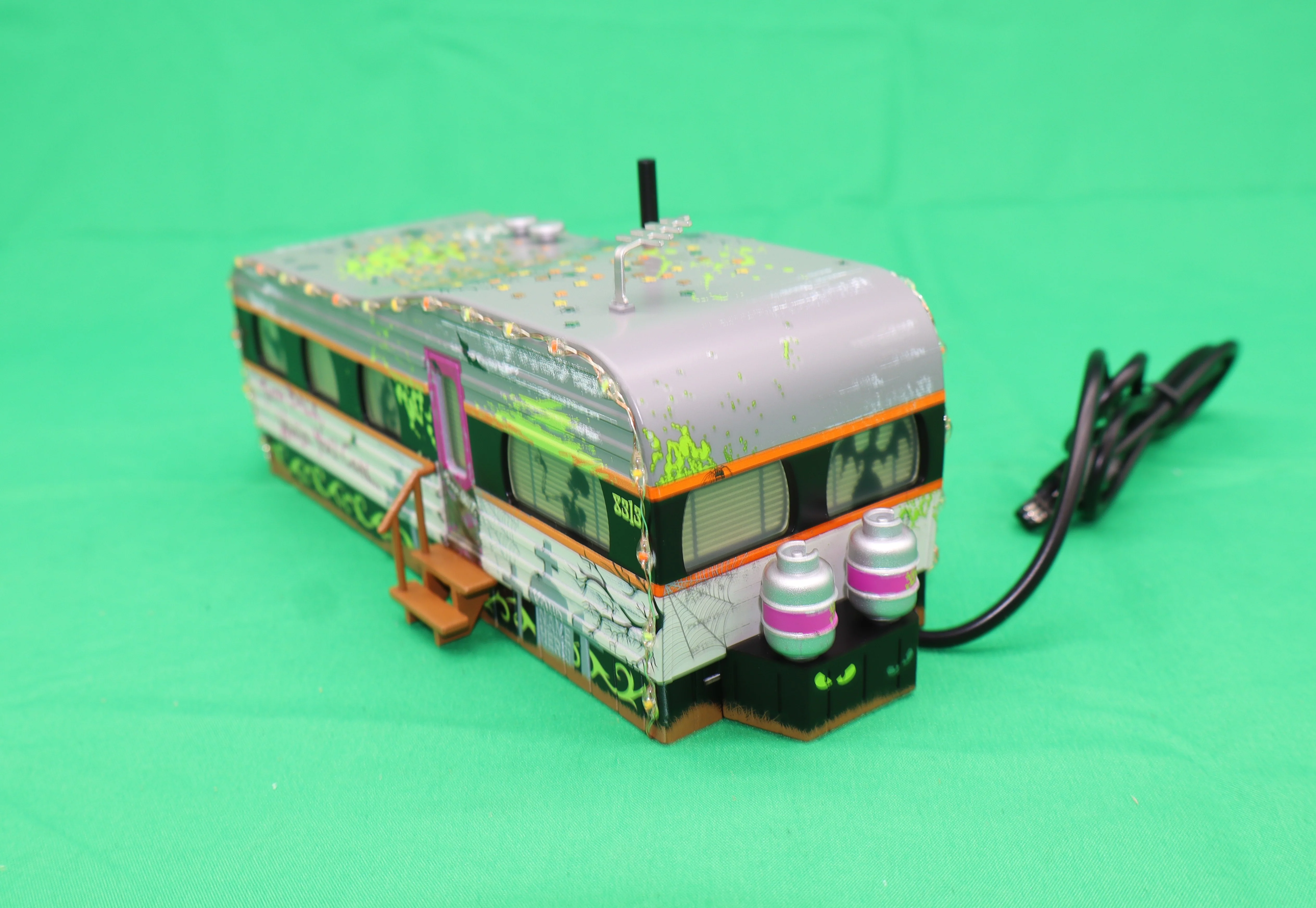 Lionel 2529200 - Trailer Home "Halloween" - Image 2