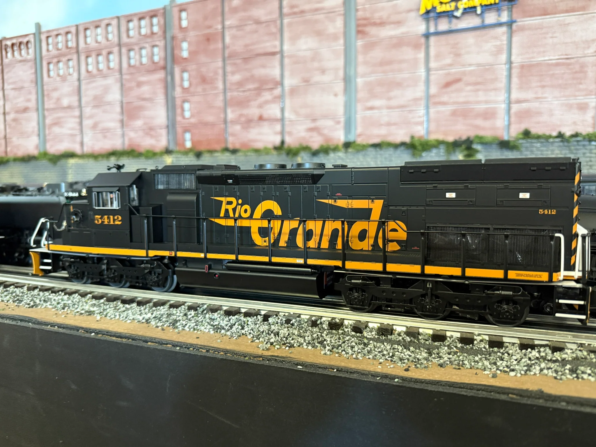 Lionel 2533831 - Legacy SD40T-2 Diesel Locomotive "Denver & Rio Grande" #5412 - Image 4