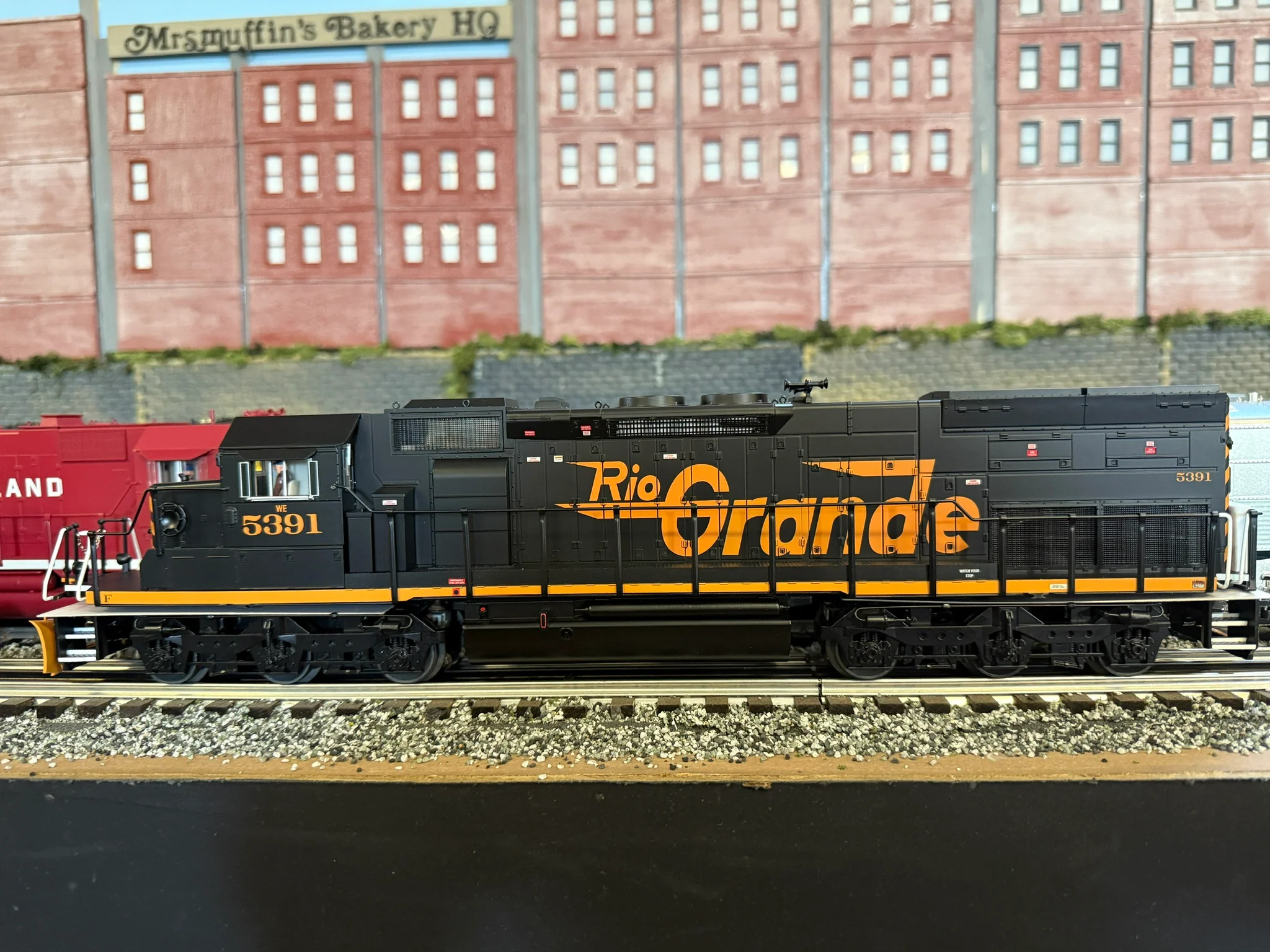Lionel 2533861 - Legacy SD40T-2 Diesel Locomotive "Wheeling & Lake Erie" #5391 - Image 3