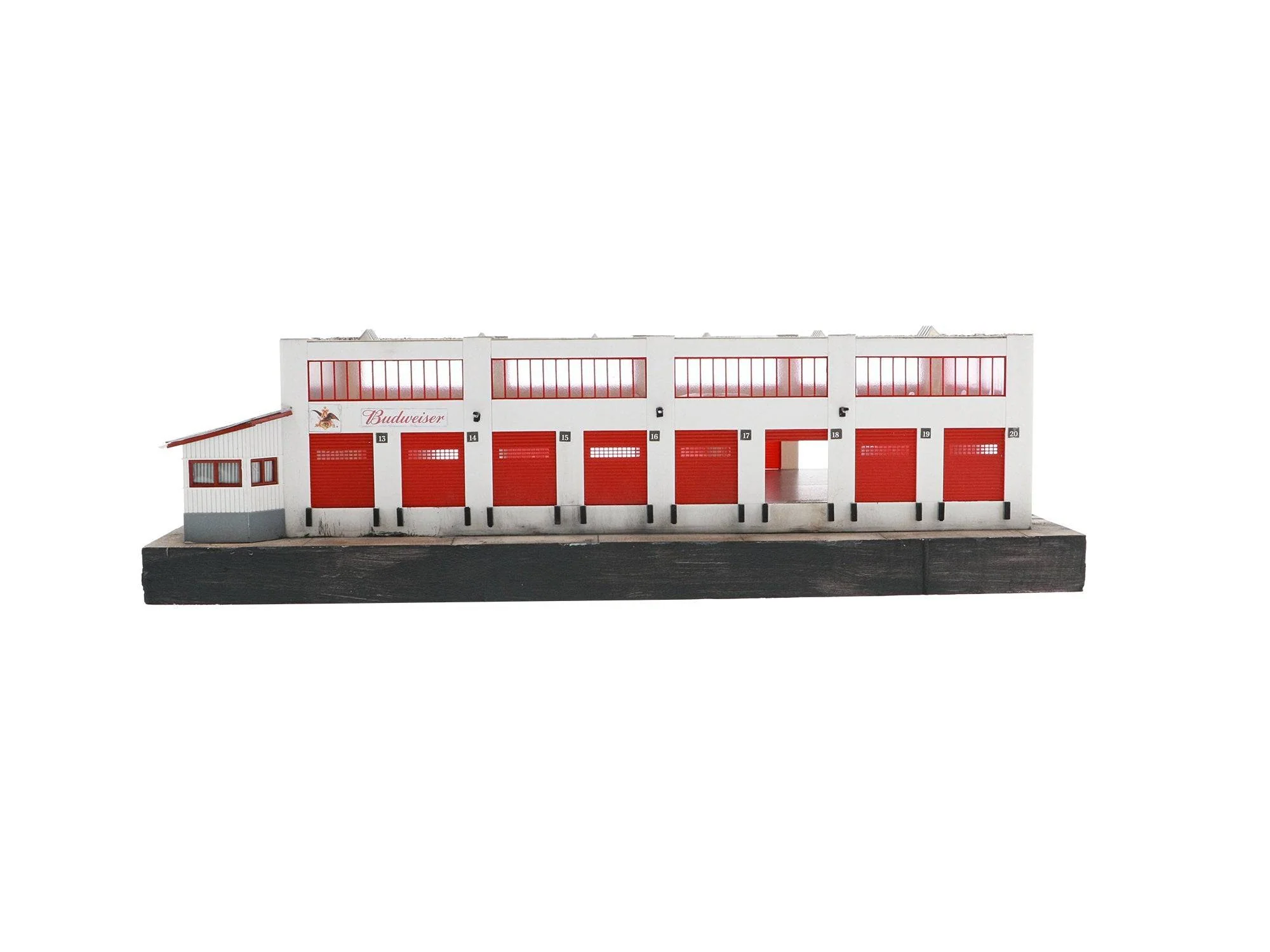 Lionel HO 2167090 - Anheuser-Busch - Distribution Center Building Kit - Image 4