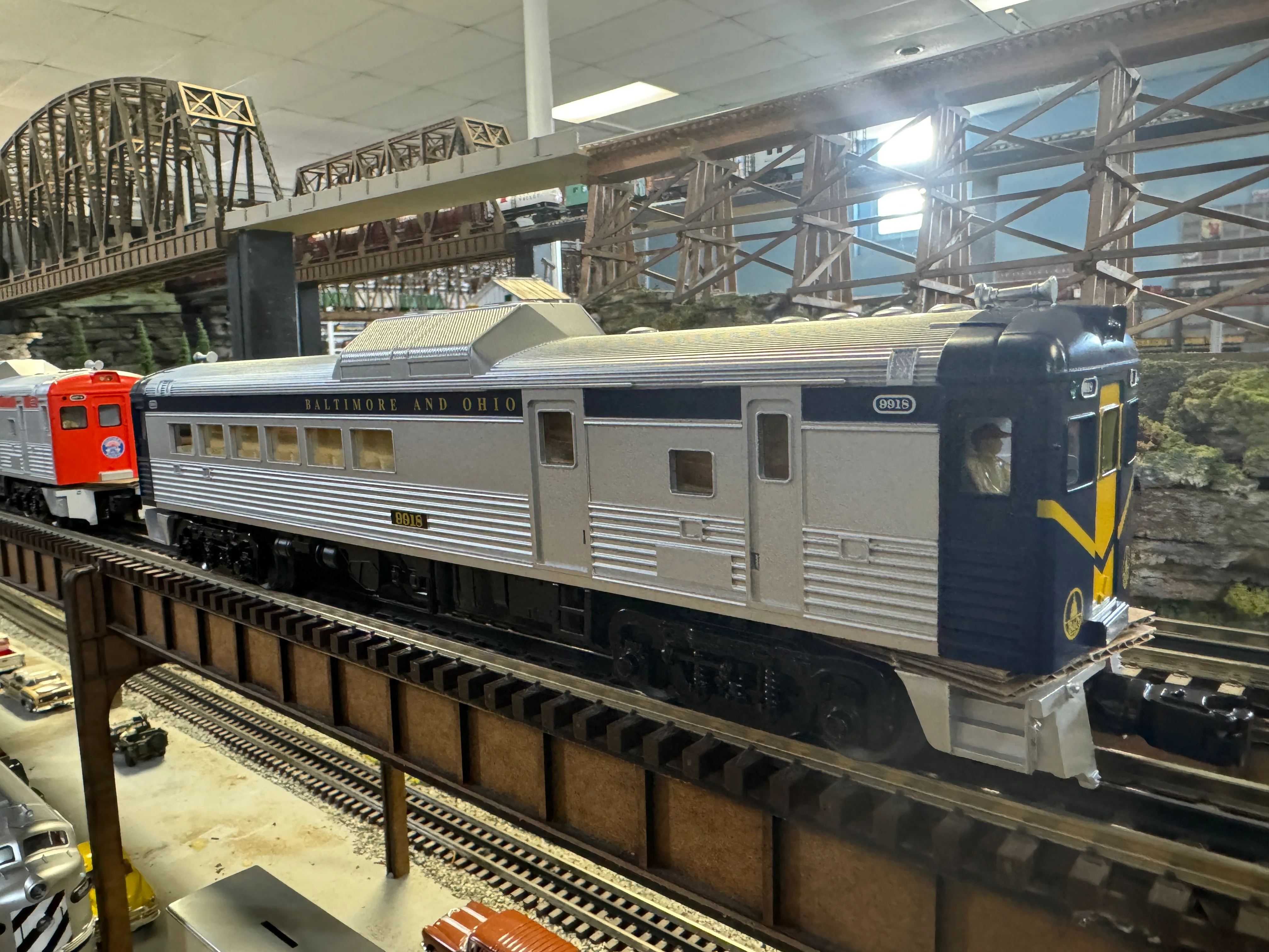 Lionel 2335130 - LionChief+ 2.0 Budd RDC "Baltimore & Ohio" #9918 - Image 2