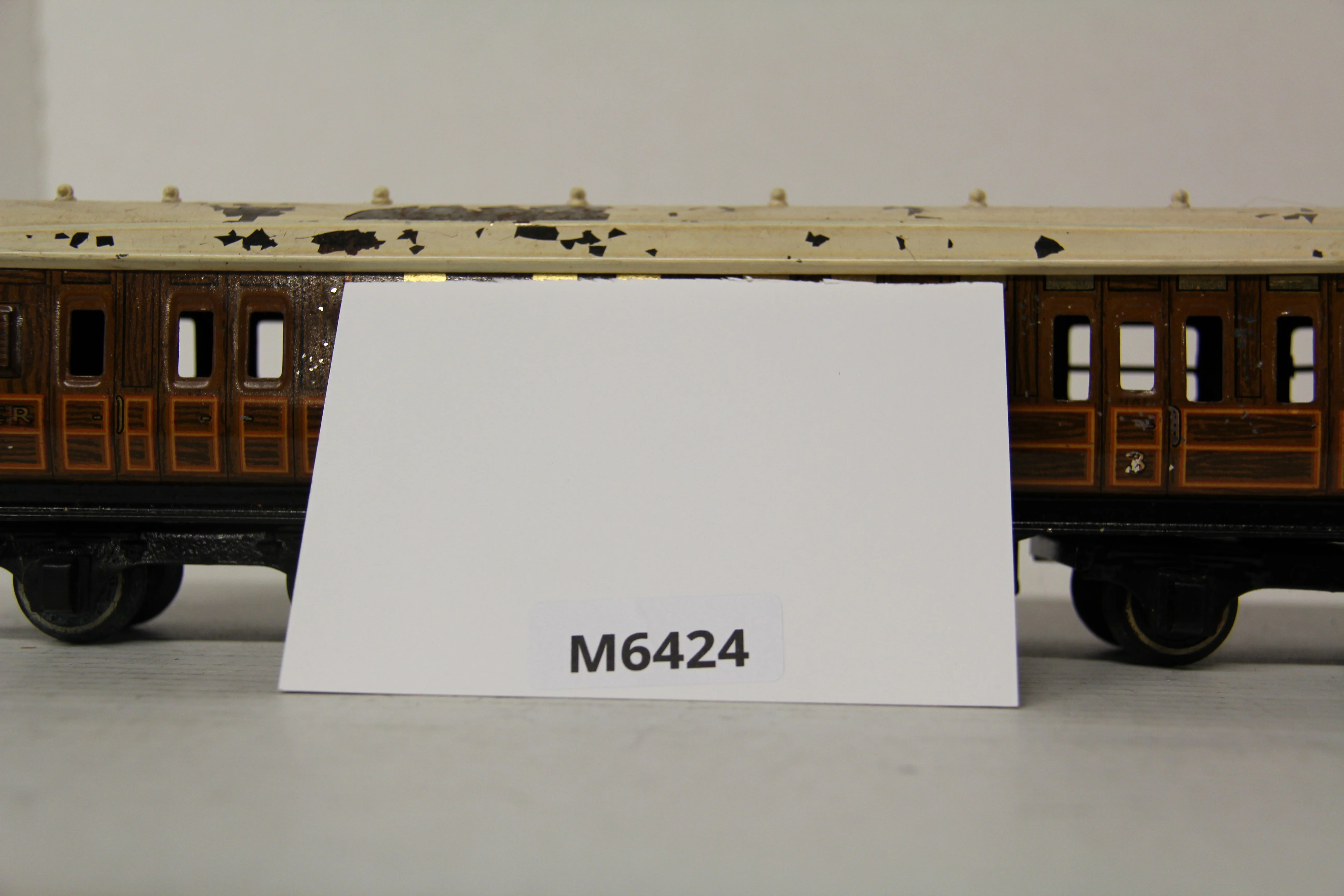 LNER Third Class Coach Car #62362-Second hand-M6424 - Image 9