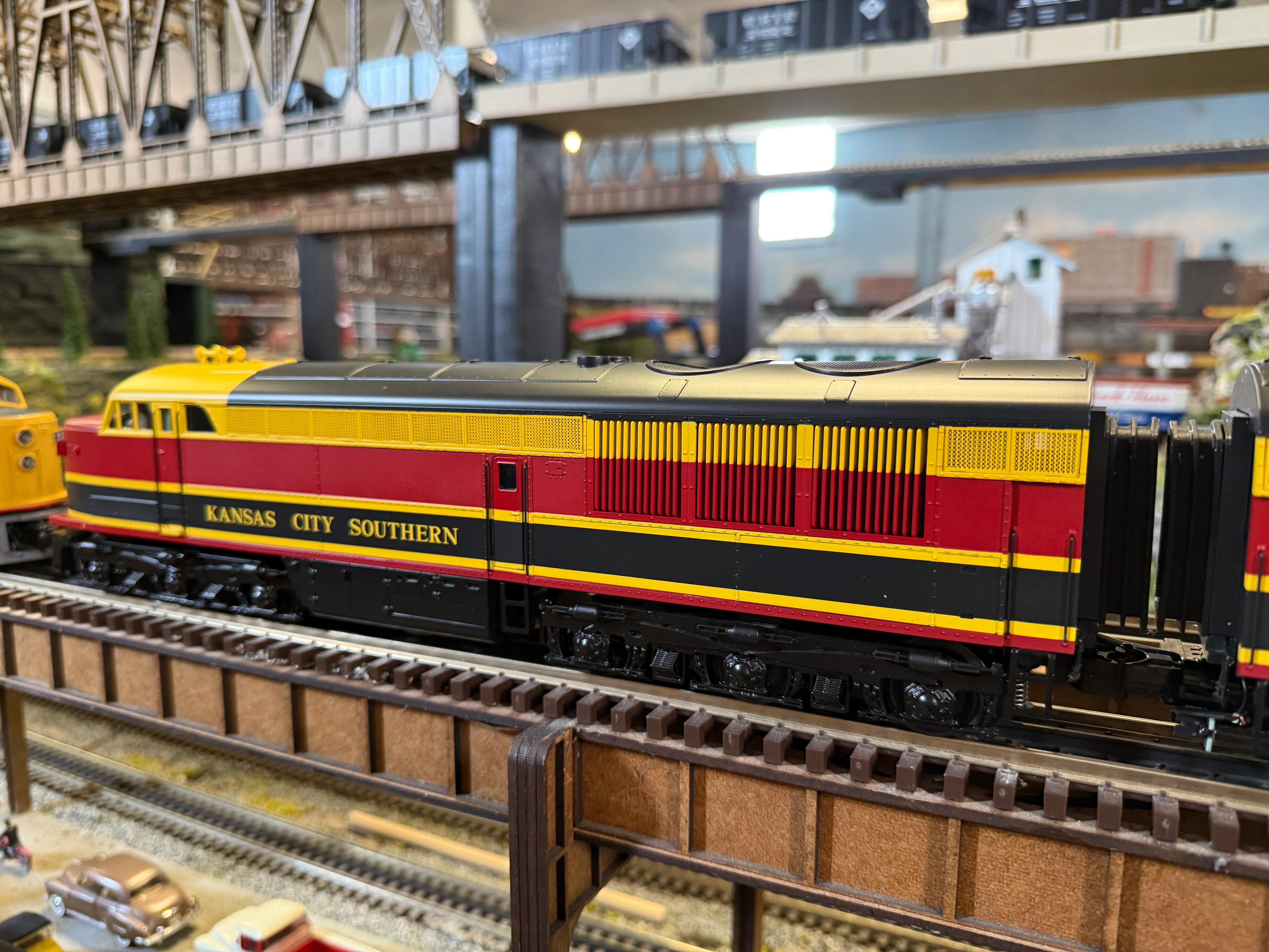 MTH 20-21855-3 - FM Erie Built A Unit Diesel "Kansas City Southern" #90A (Non-Powered) - Image 2