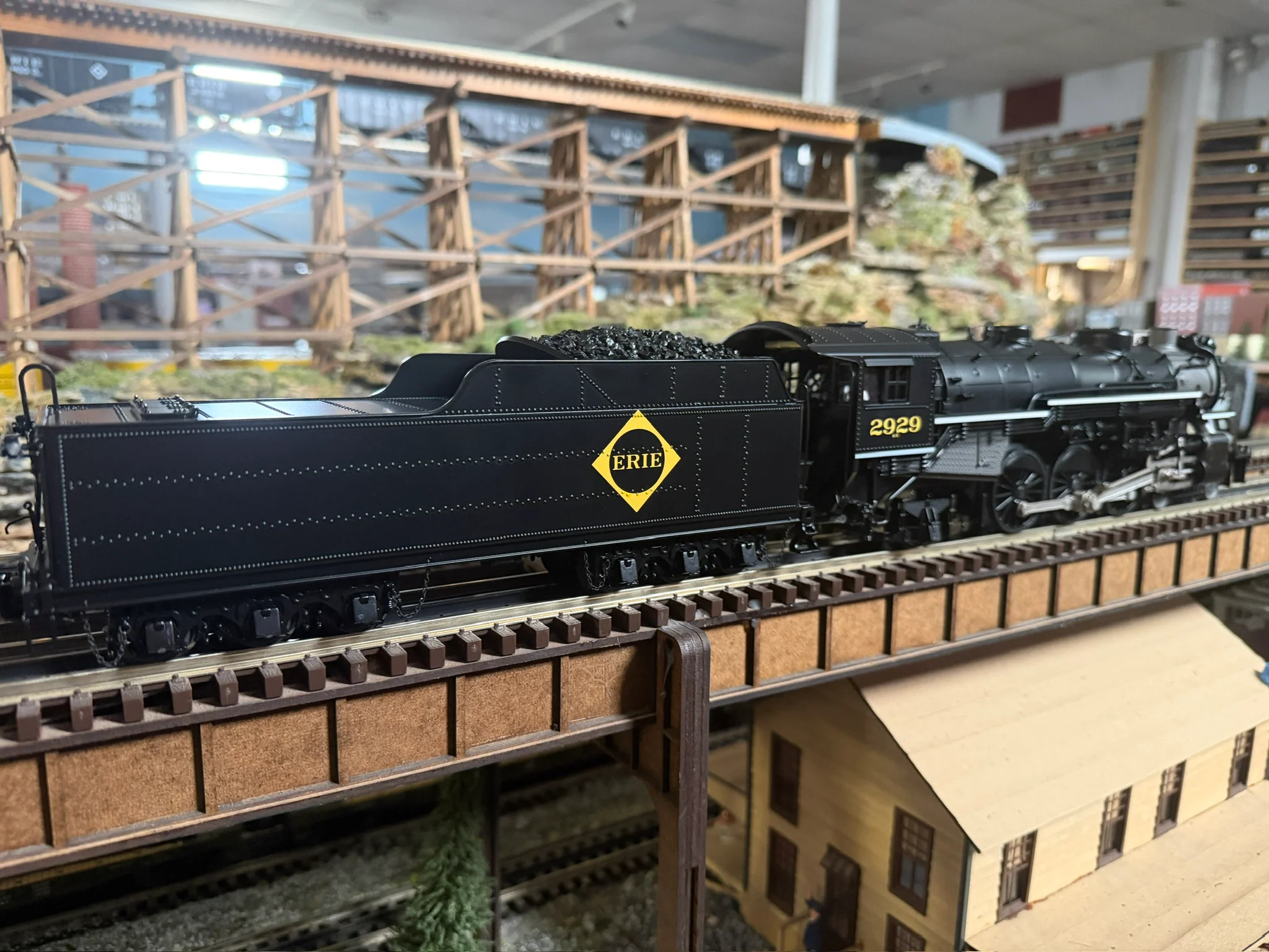 MTH 20-3983-1 - 4-6-2 USRA Heavy Pacific Steam Engine "Erie" #2929 w/ PS3 - Custom Run for MrMuffin'sTrains - Image 5