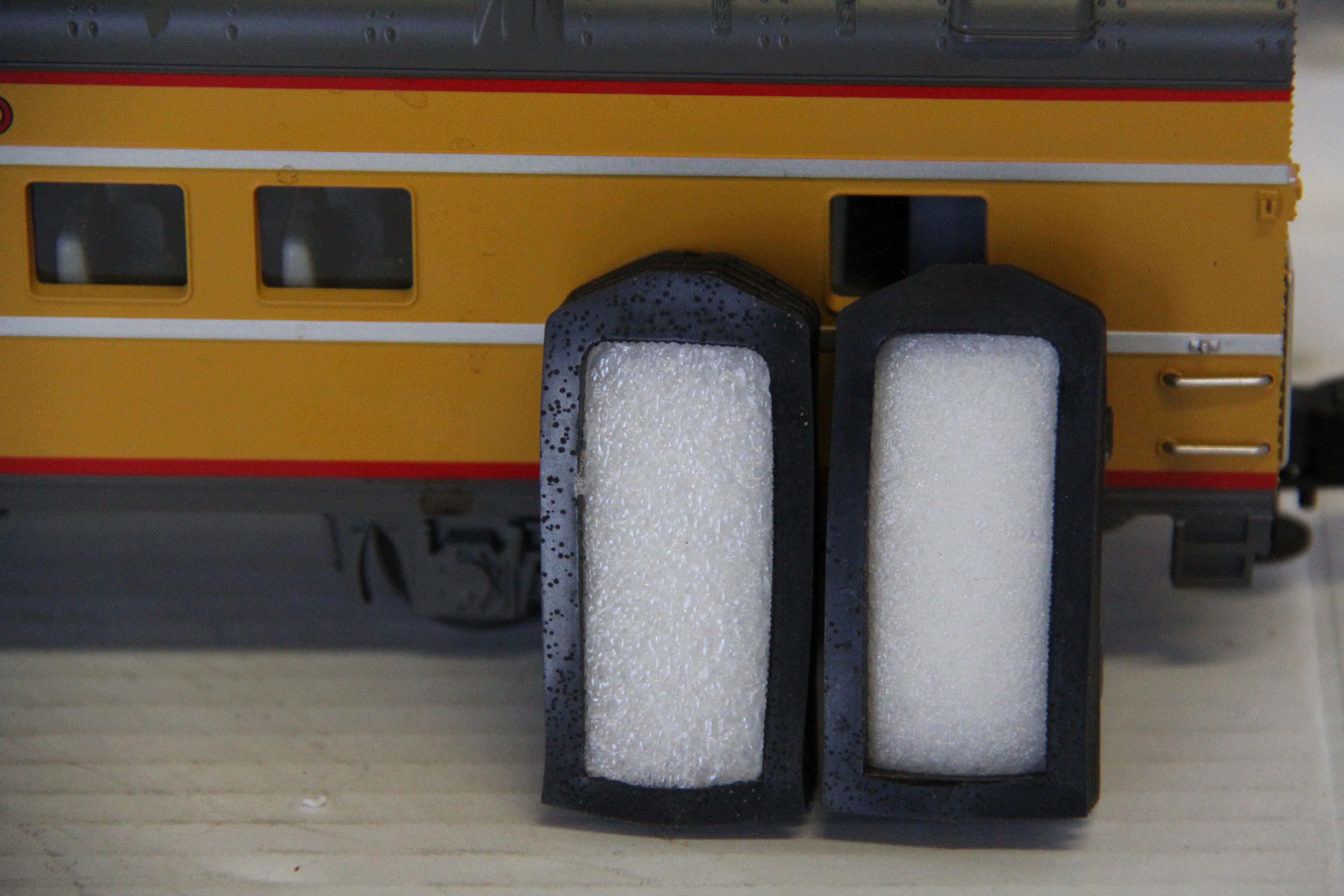 MTH 20-6566 City of San Francisco 5 Car 70' ABS Passenger Smooth 5 Car Set-Second hand-M7261 - Image 6
