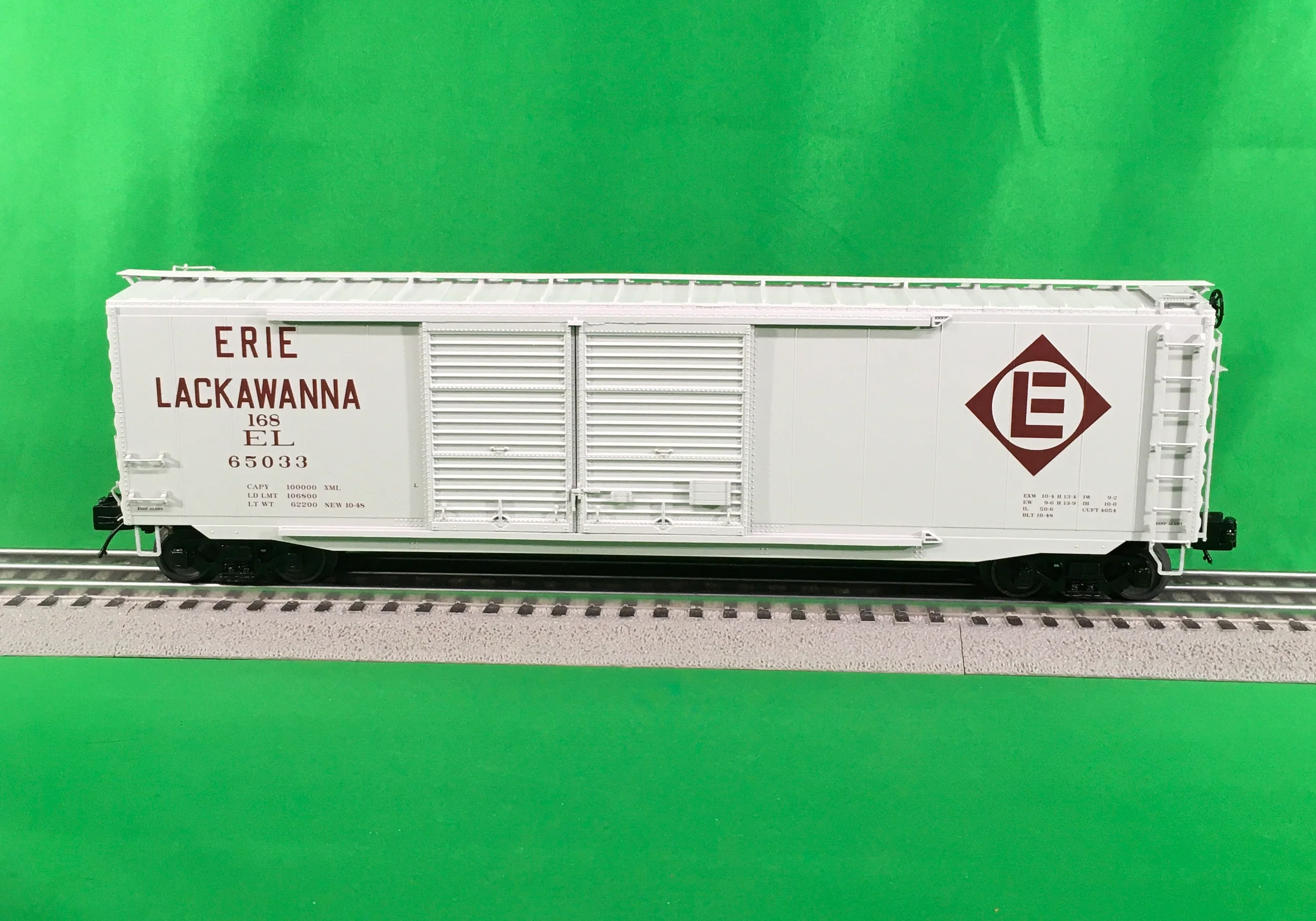 MTH 20-99308 - 50' PS-1 Double Door Box Car "Erie Lackawanna" #65033 - Custom Run for MrMuffin'sTrains - Image 3