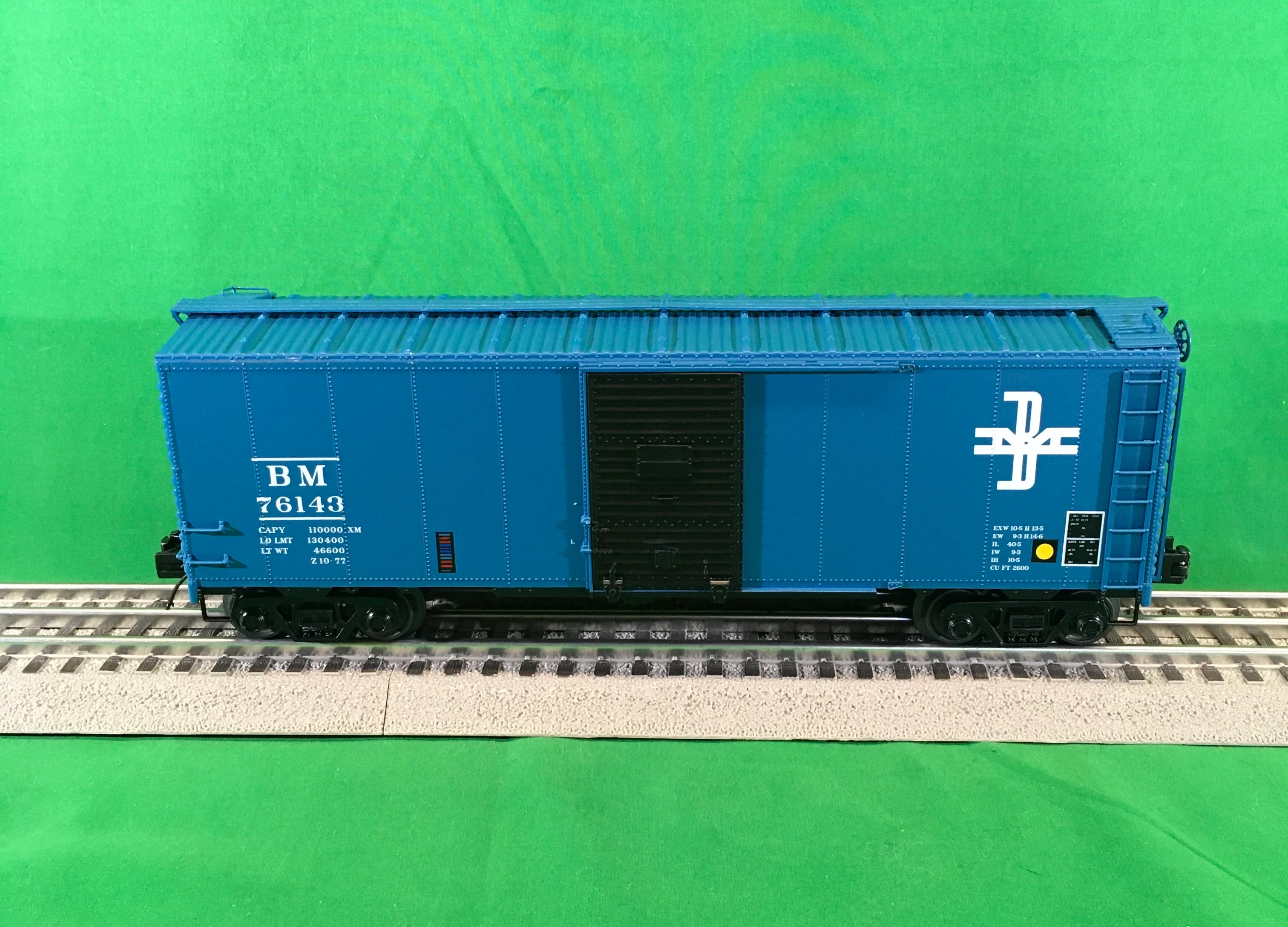 MTH 20-99393 - 40' AAR Box Car "Boston & Maine" - Image 3
