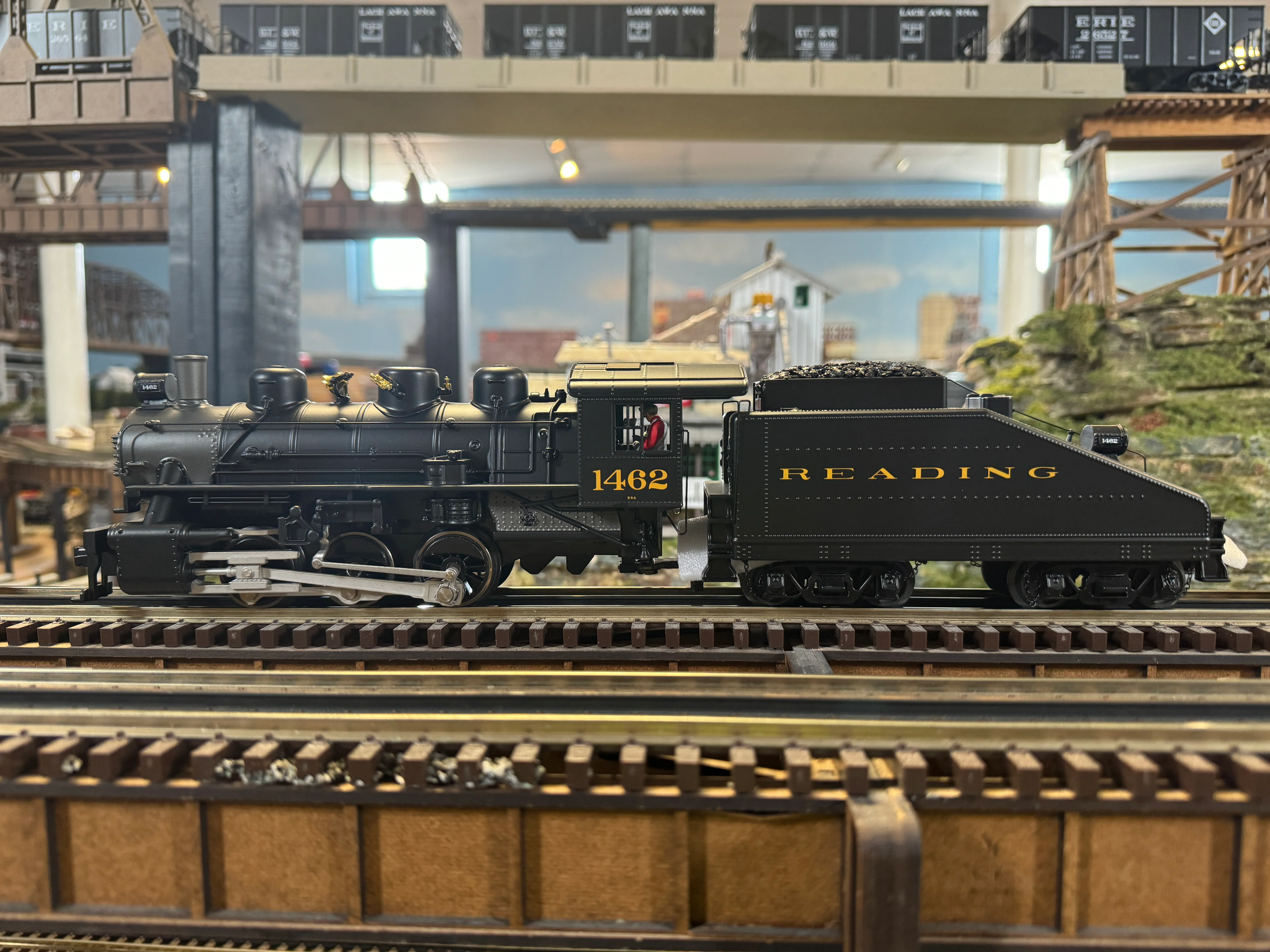 MTH 30-1846-1 - USRA 0-6-0 Steam Switcher "Reading" #1462 w/ PS3 (Slope Tender) - Image 3