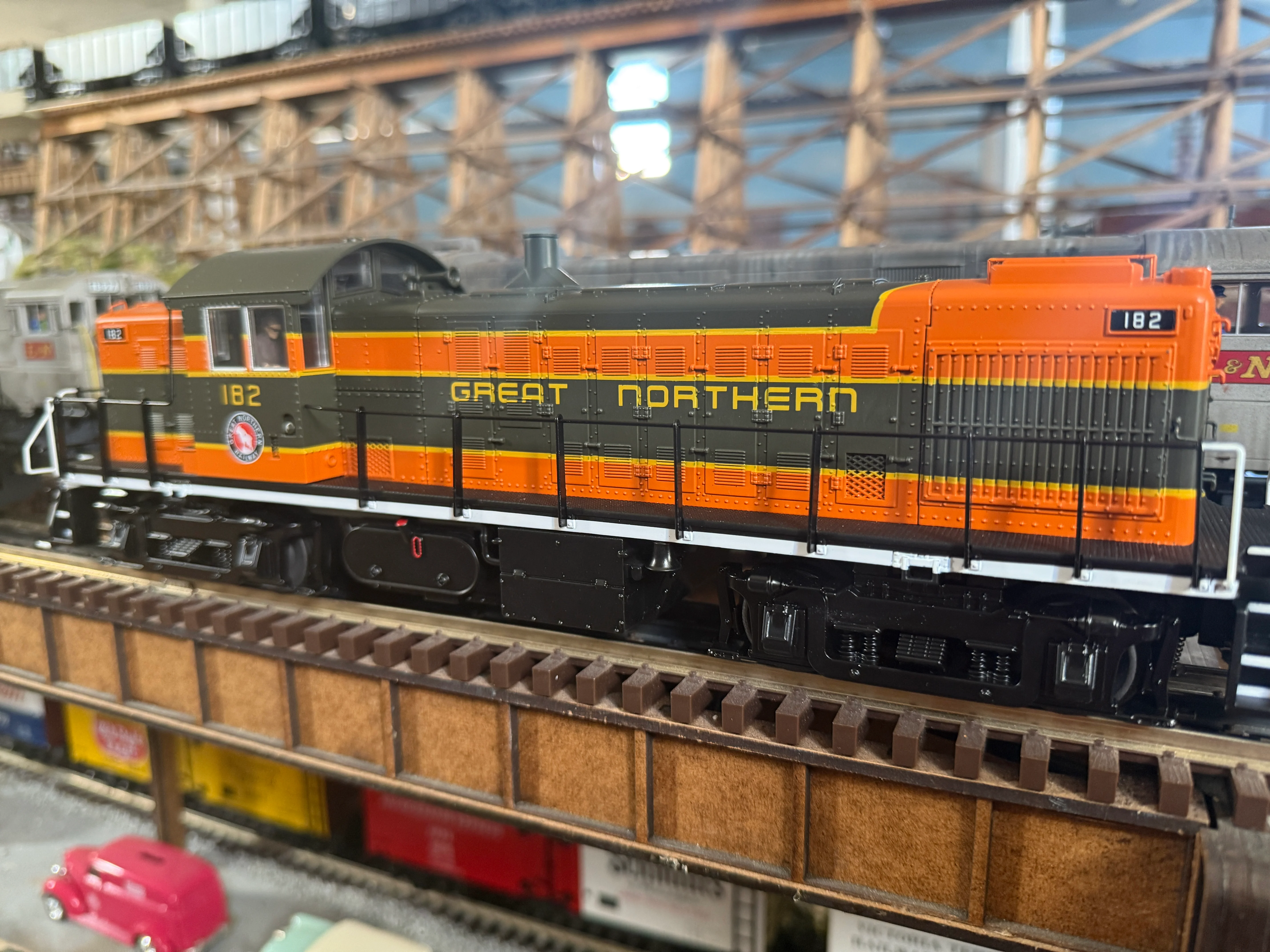 MTH 30-21278-1 - Alco RS-1 Diesel Engine "Great Northern" #182 w/ PS3 - Image 2