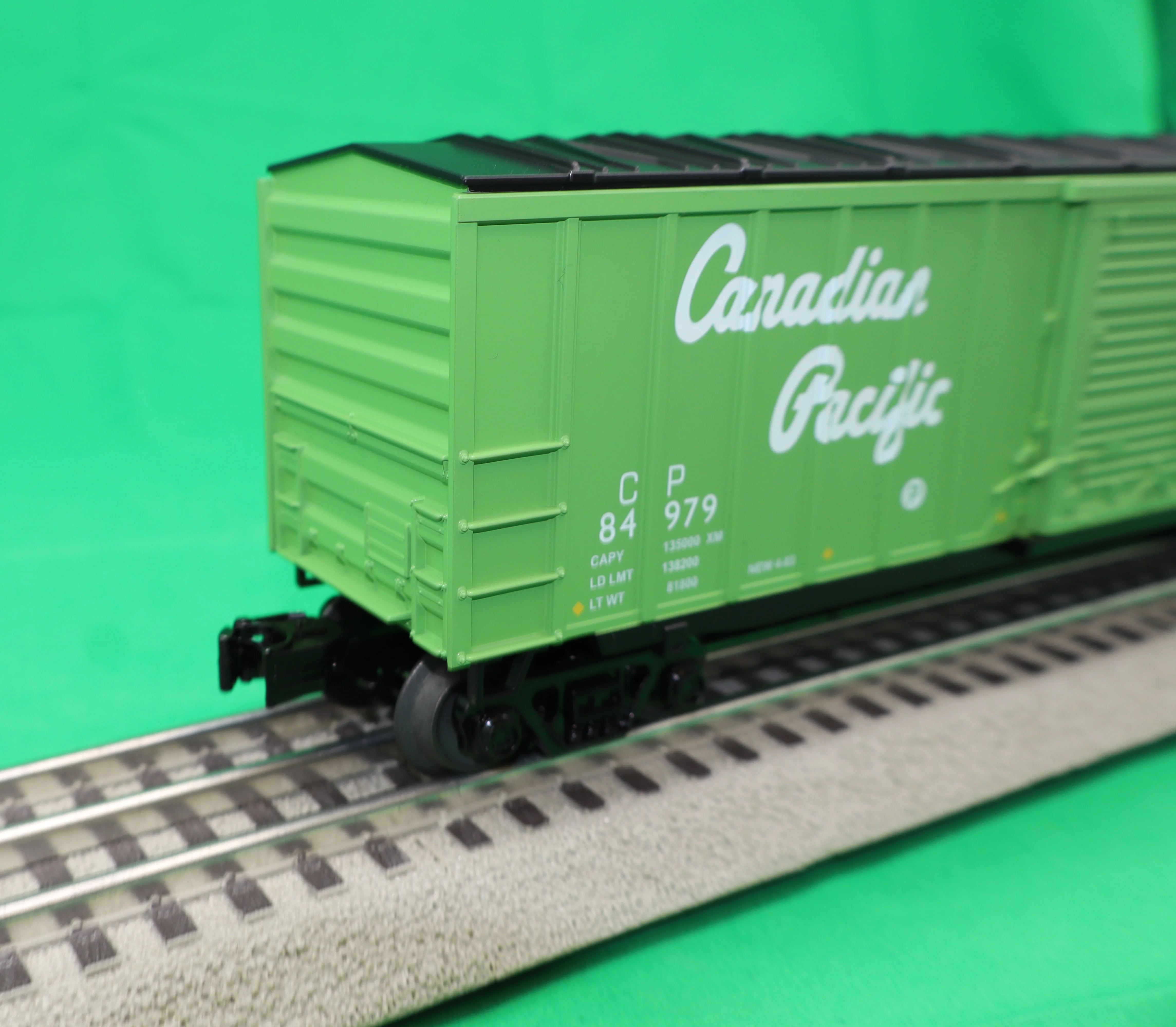 MTH 30-71211 - 50’ Modern Box Car "Canadian Pacific" #84979 - Image 2