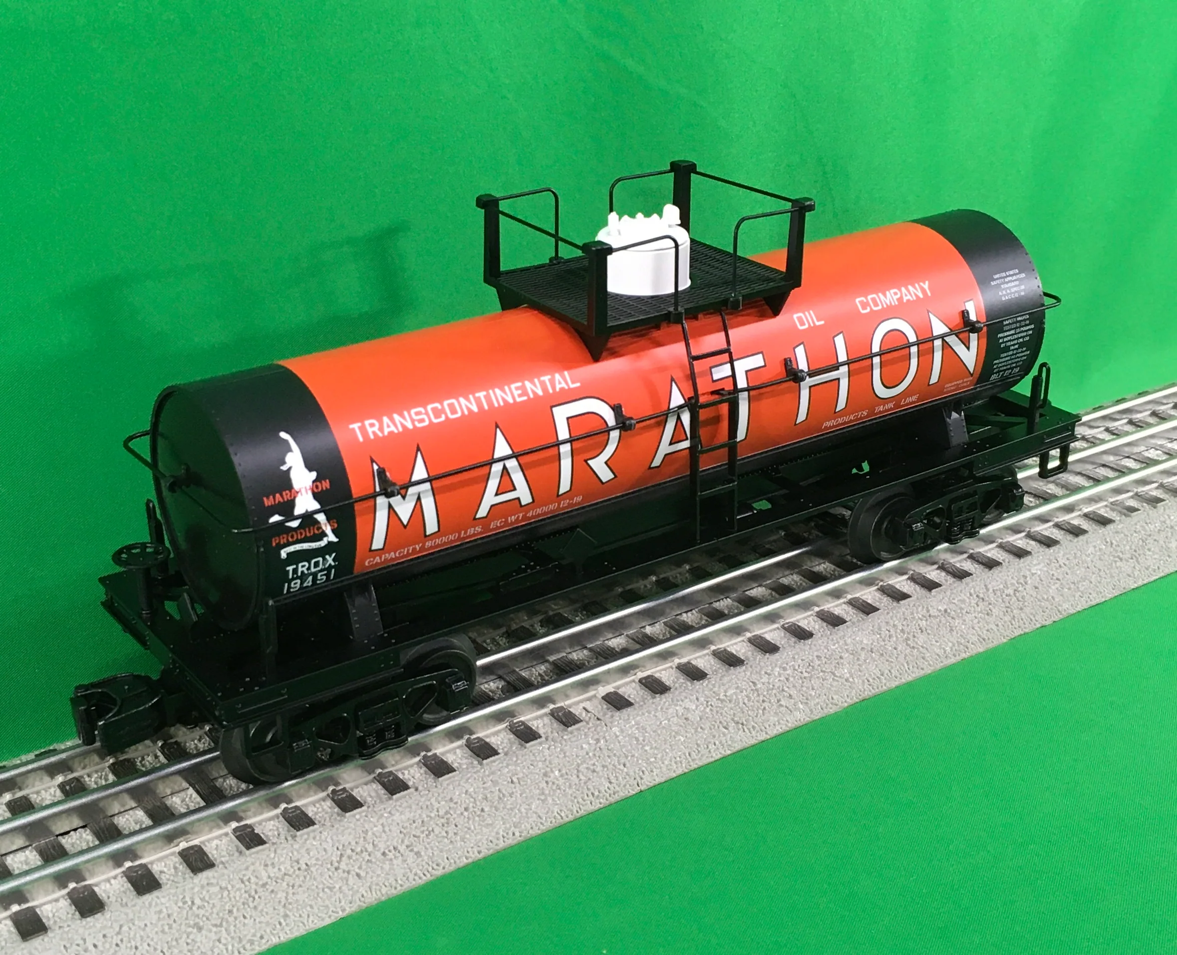 MTH 30-73611 - Tank Car "Marathon" #19451 - Image 3