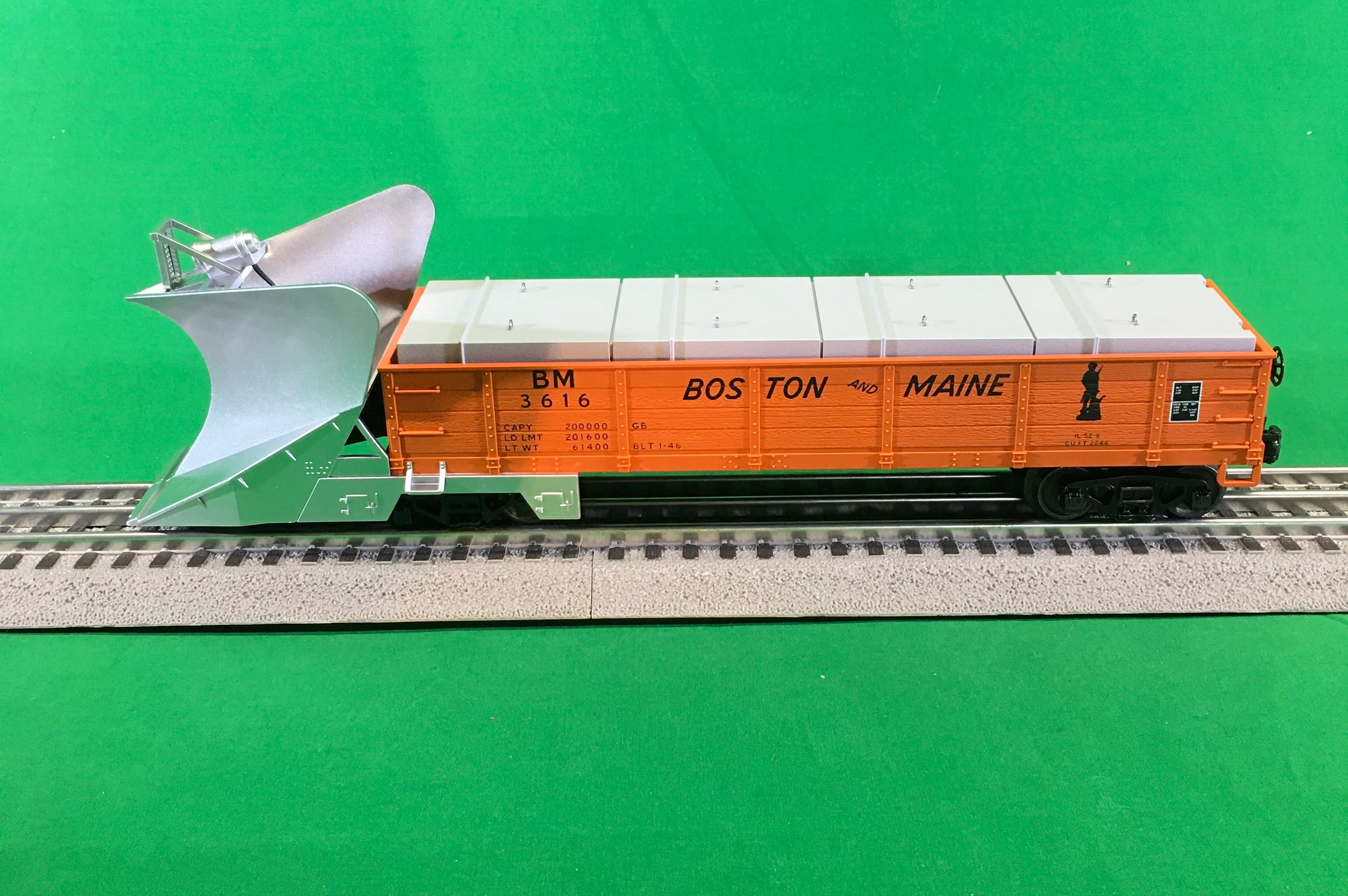 MTH 30-79677 - Heavy Duty Snowplow "Boston & Maine" #3616 - Image 3