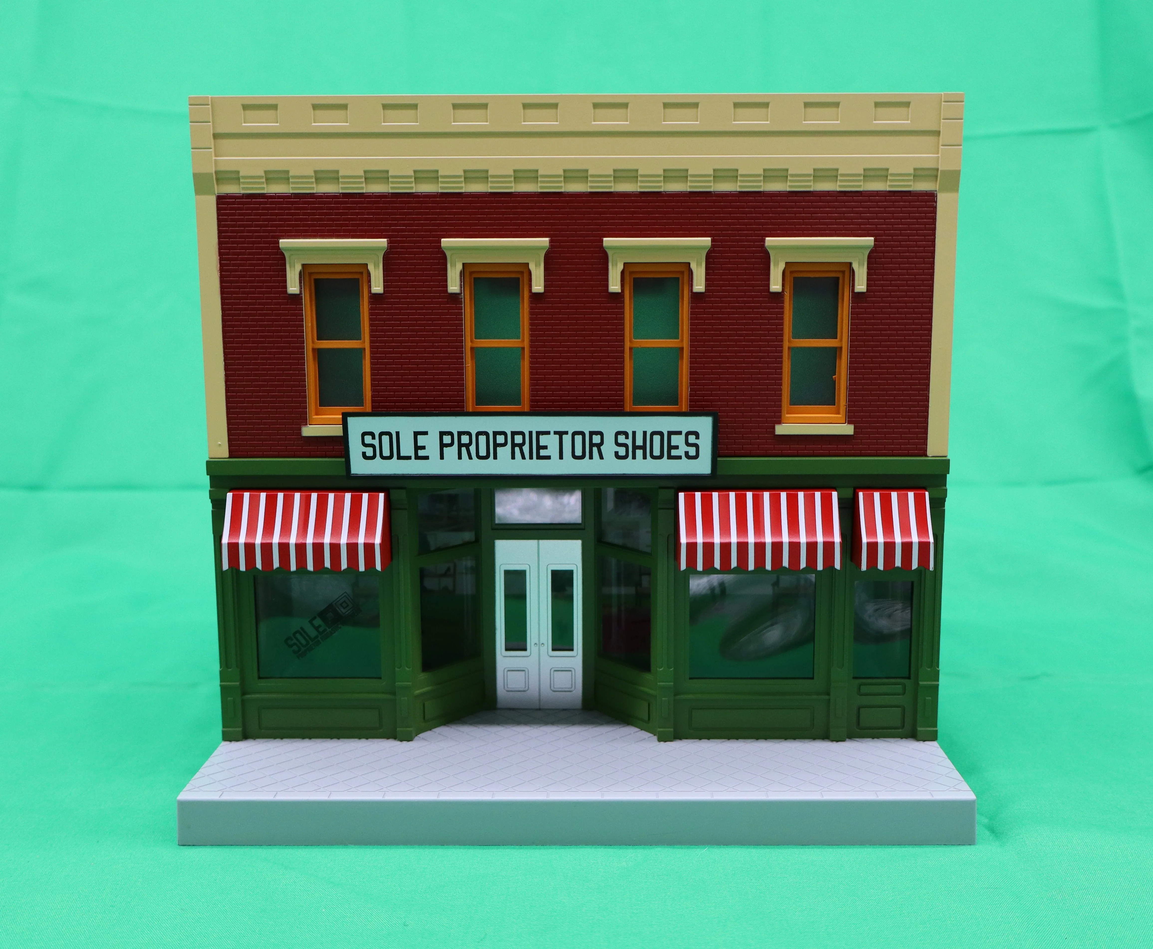 MTH 30-90687 - 2-Story City Building 1 "Sole Proprietor Fantastic Footwear" w/ LEDs