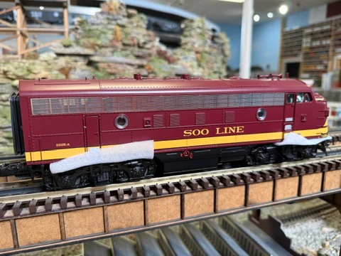 MTH - Premier - F-7 A/B Diesel Engine Set "Soo Line" #2202B/#2201C w/ PS3 Set #2 - Custom Run for MrMuffin'sTrains - Image 5