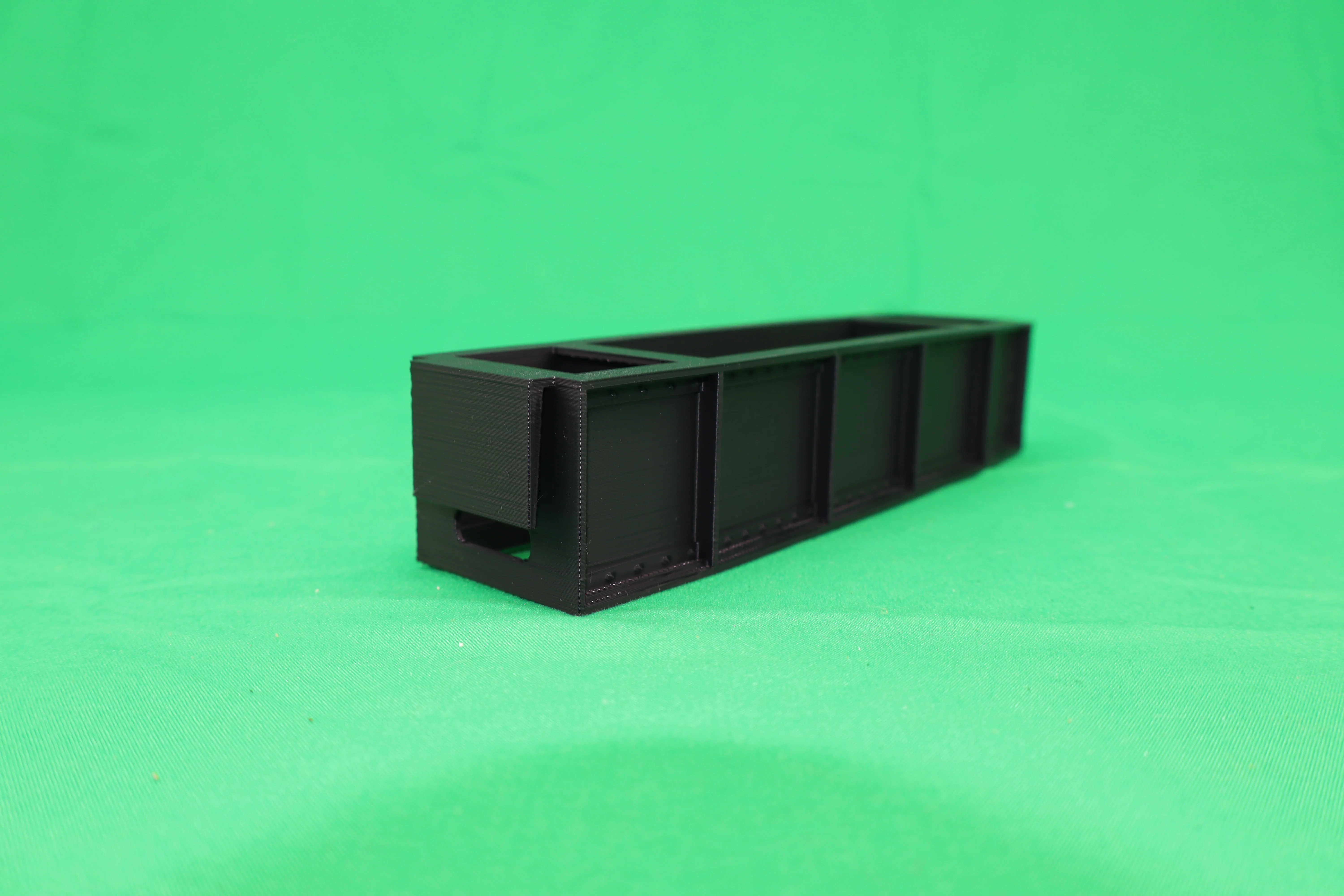 Sedgwick O Scale Models ETS-O81 - Elevated Track System - O81 Curved Girder - Image 2
