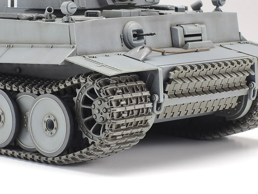 Tamiya 35216 - German Tiger I Early - 1/35 Scale Model Kit - Image 4