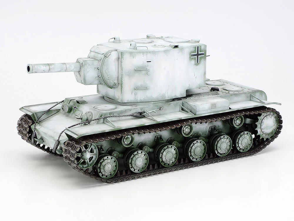 Tamiya 35375 - Russian Heavy Tank KV-2 - 1/35 Scale Model Kit - Image 4