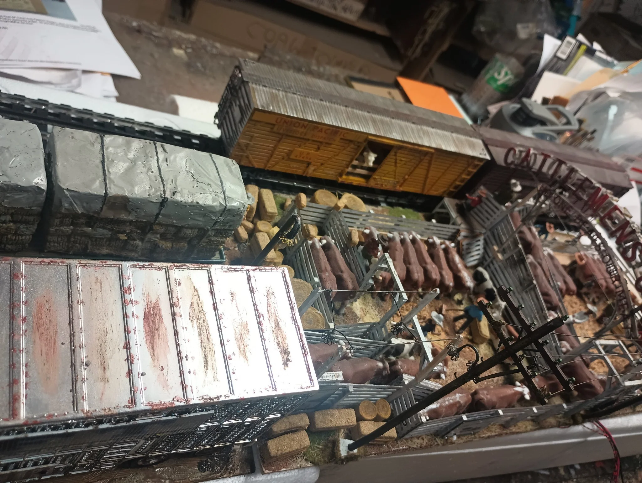 TW TrainWorx Stock Pen/Corral Kit - assembled and detailed by Harry Hieke - Image 2