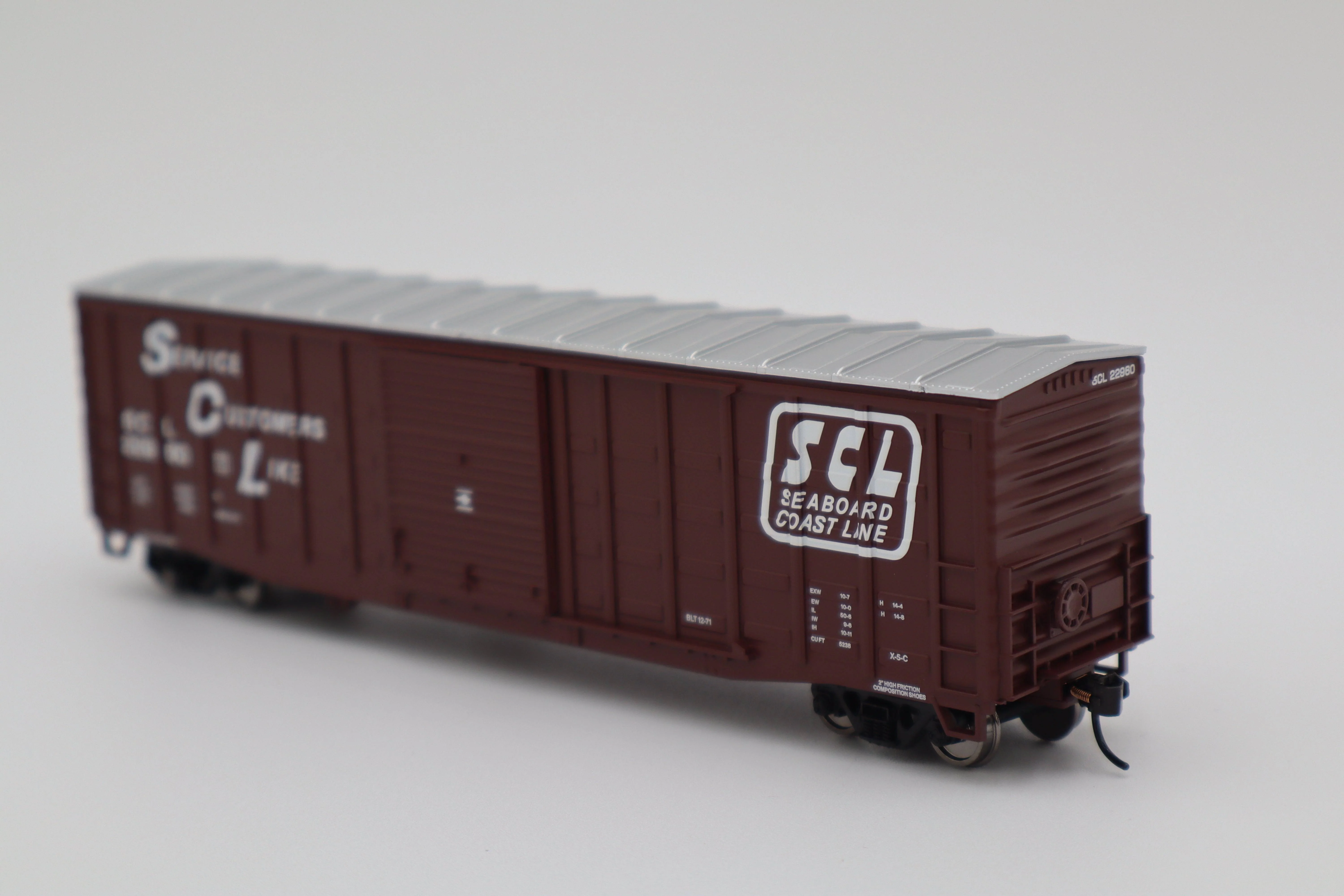 Walthers HO 910-46720 - Mainline - 50' Waffle Side Boxcar "Seaboard Coast Line" #23246 - Image 3