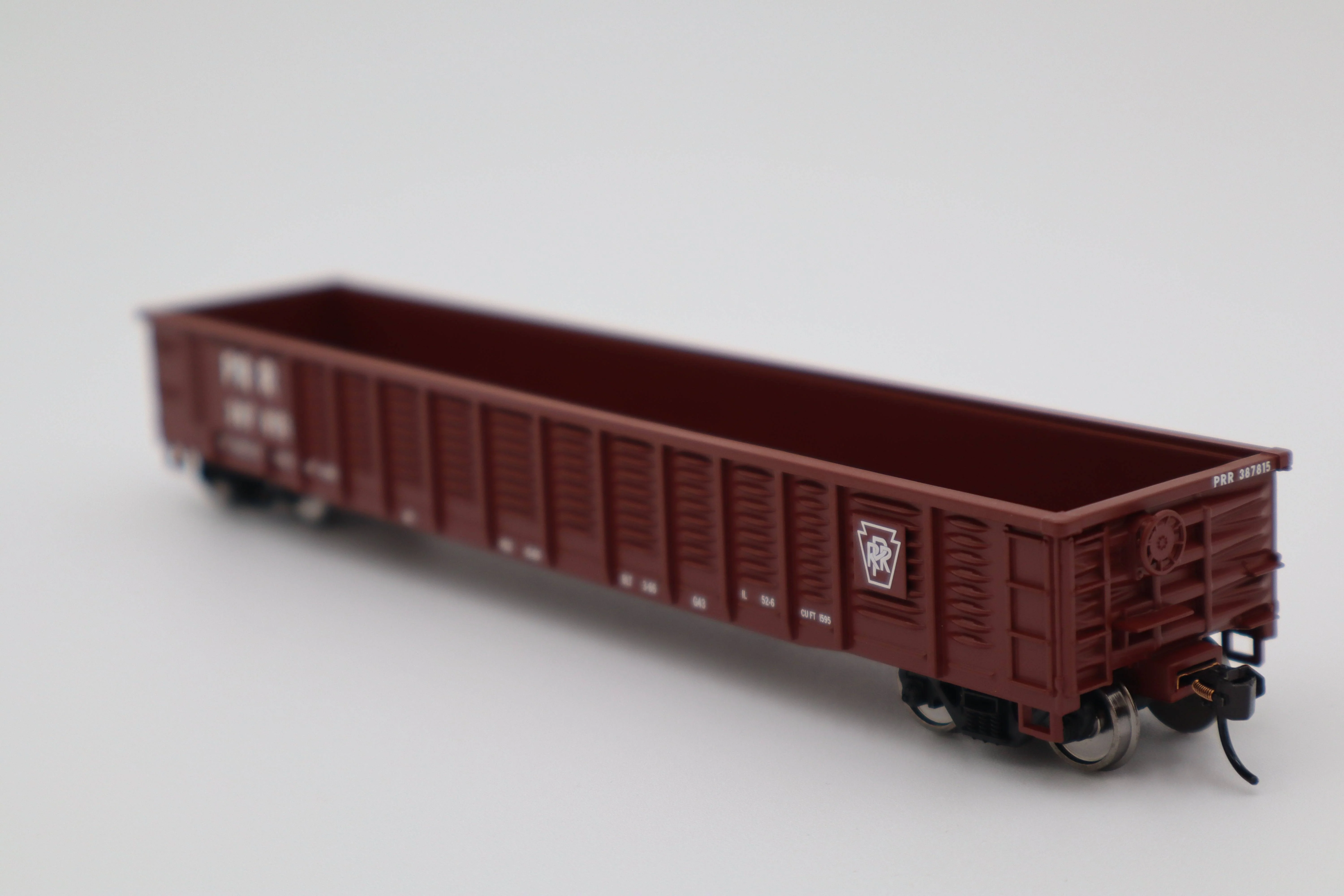 Walthers HO 910-6086 - Mainline - 53' Corrugated-Side Gondola "Pennsylvania" #387817 - Image 3