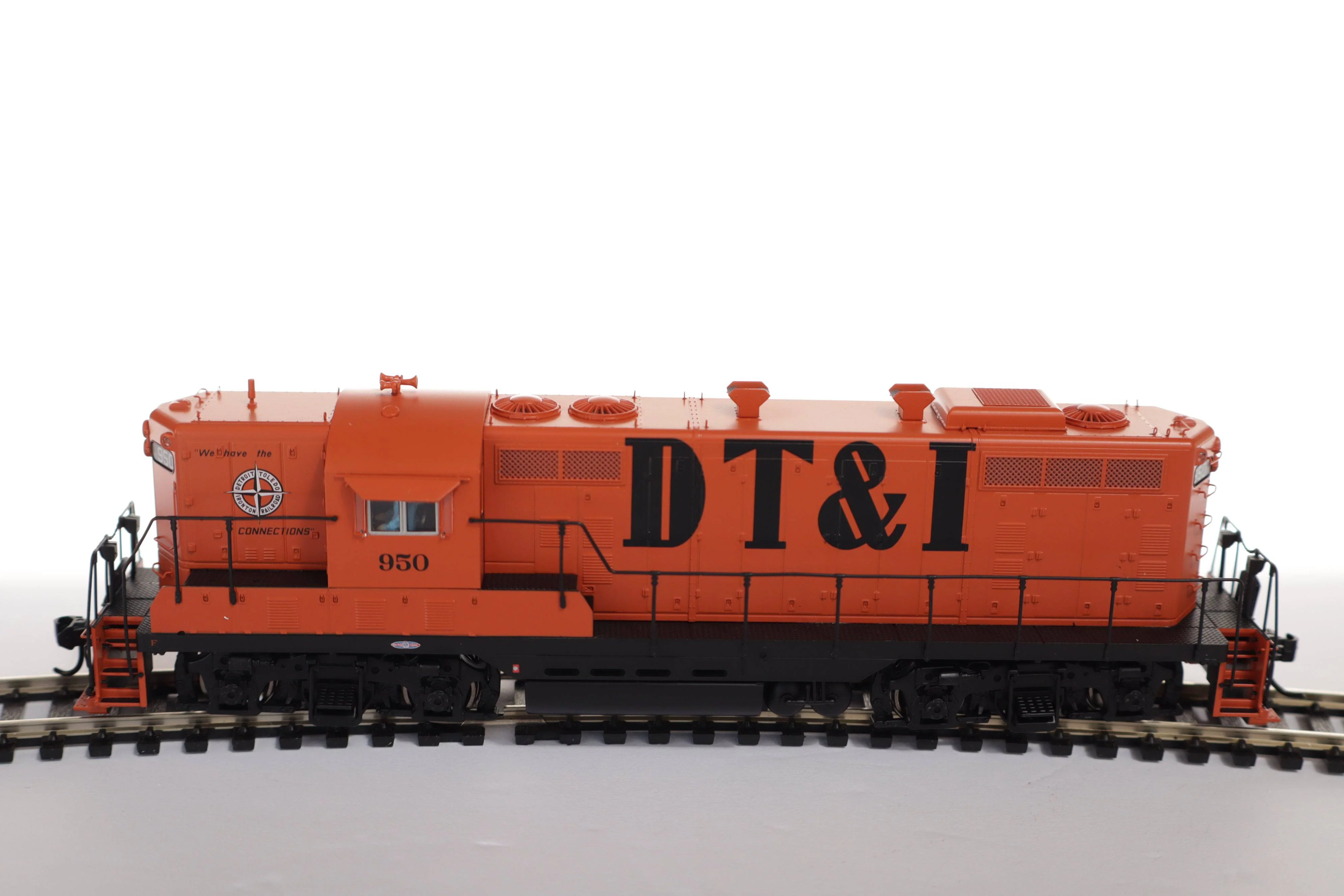 Walthers HO 920-49421 - Proto - EMD GP7 Diesel Locomotive "Detroit, Toledo & Ironton" #956
