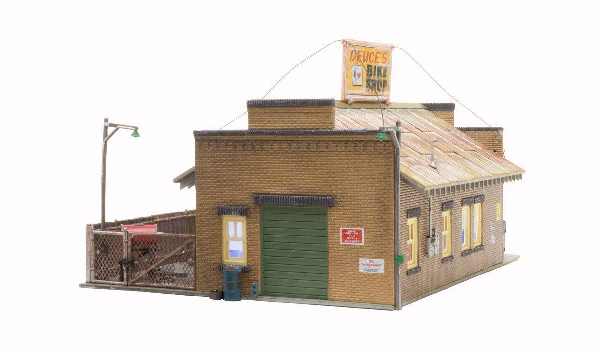 Woodland Scenics HO BR5045 - Deuce's Cycle Shop - Image 9
