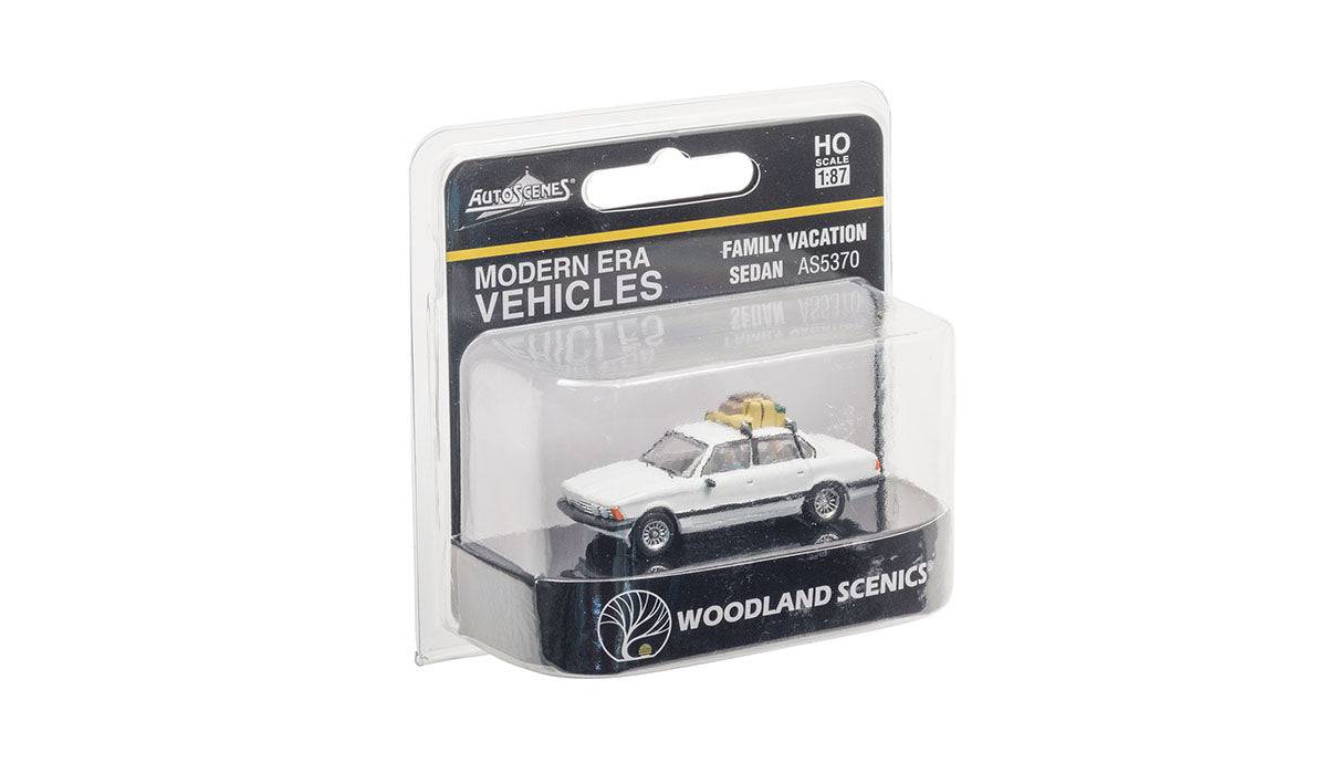 Woodland Scenics HO AS5370 - Family Vacation Sedan - Image 3
