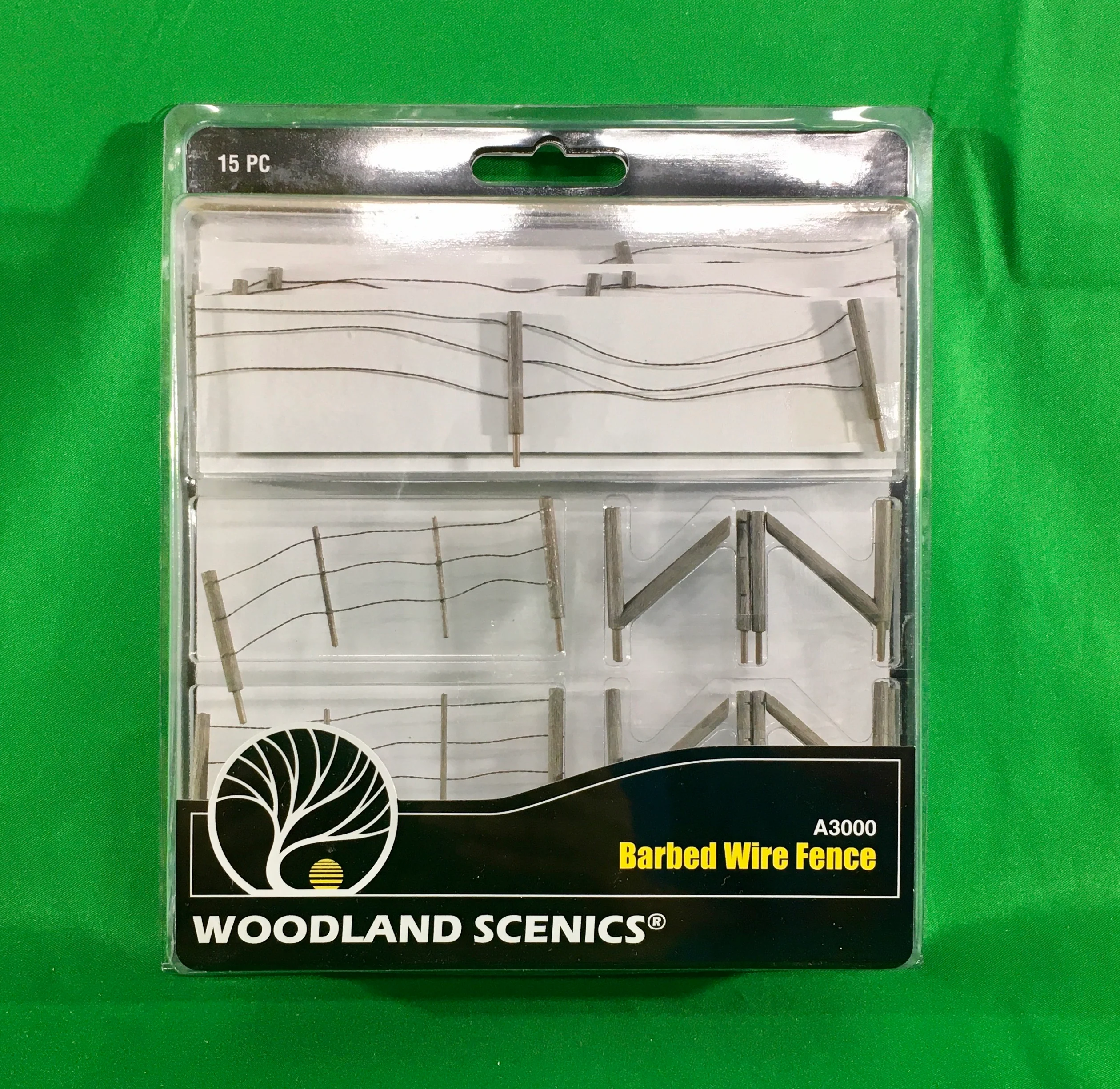 Woodland Scenics A3000 - Barbed Wire Fence - Image 2
