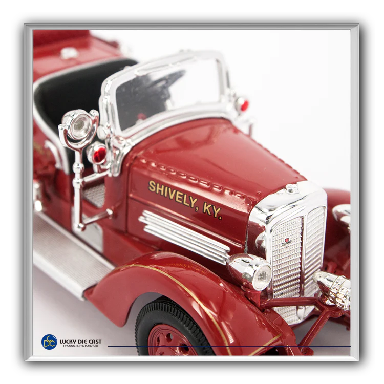 Lucky Die Cast 43003B - 1938 Ahrens-Fox VC Fire Engine (Red) 1/43 Diecast Car - Image 5